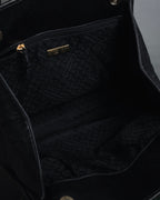 –SPECIAL– "BOTTEGA VENETA"
90’s-00’s intrecciato trapezoid handle bag