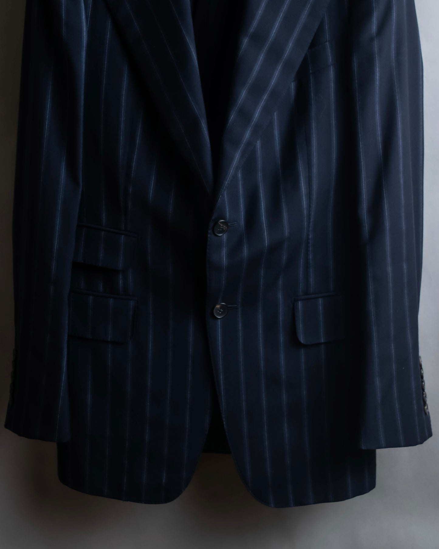 "GUCCI" Notch drop shaped tailored jacket & tapered silhouette slacks stripe set up