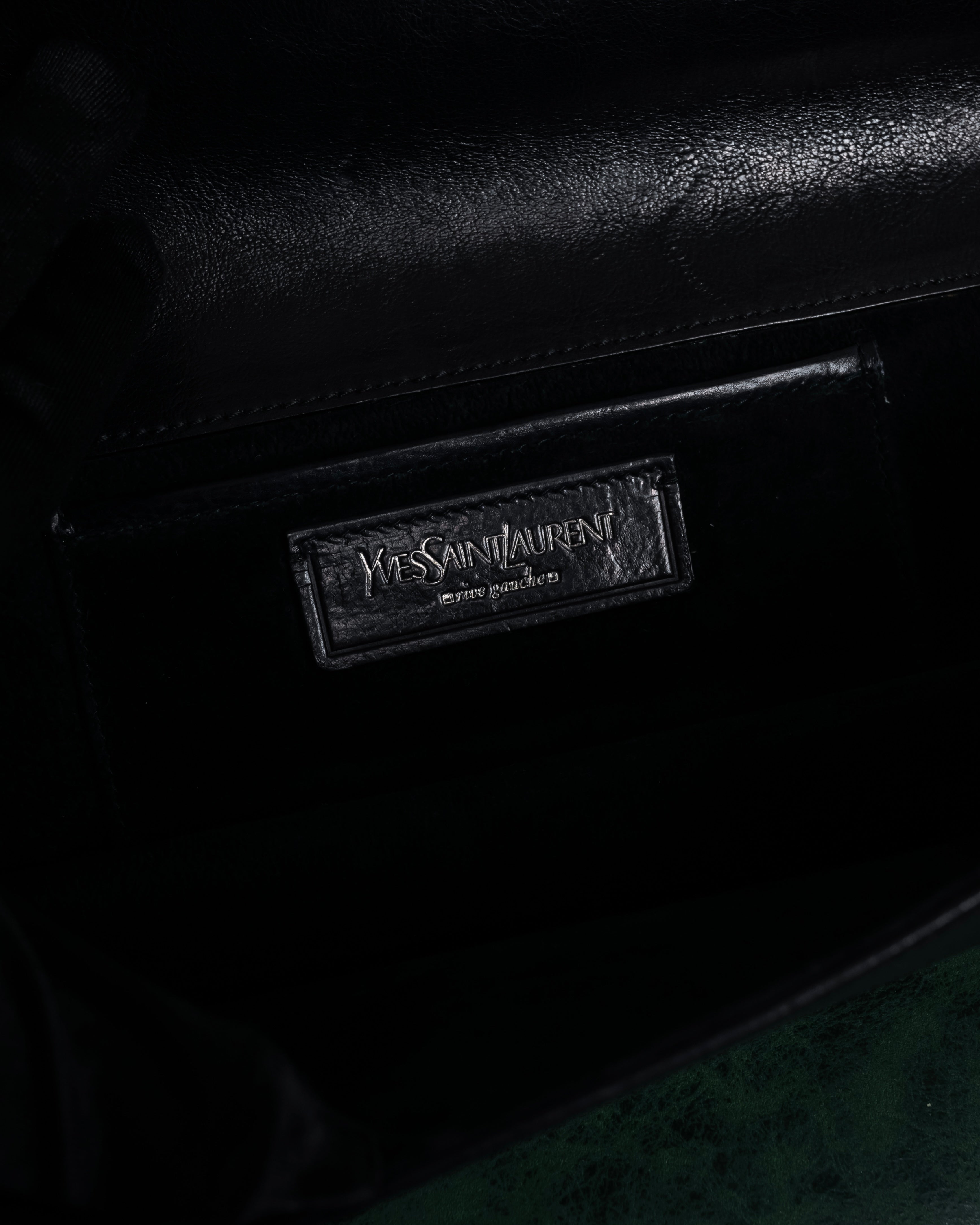 -SPECIAL- "YVES SAINT LAURENT"
00's Tom Ford period stacked ring design horizontal leather bag