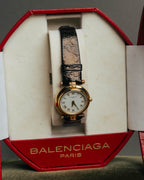 -SPECIAL- "BALENCIAGA" 80's-90's Classic round wristwatch