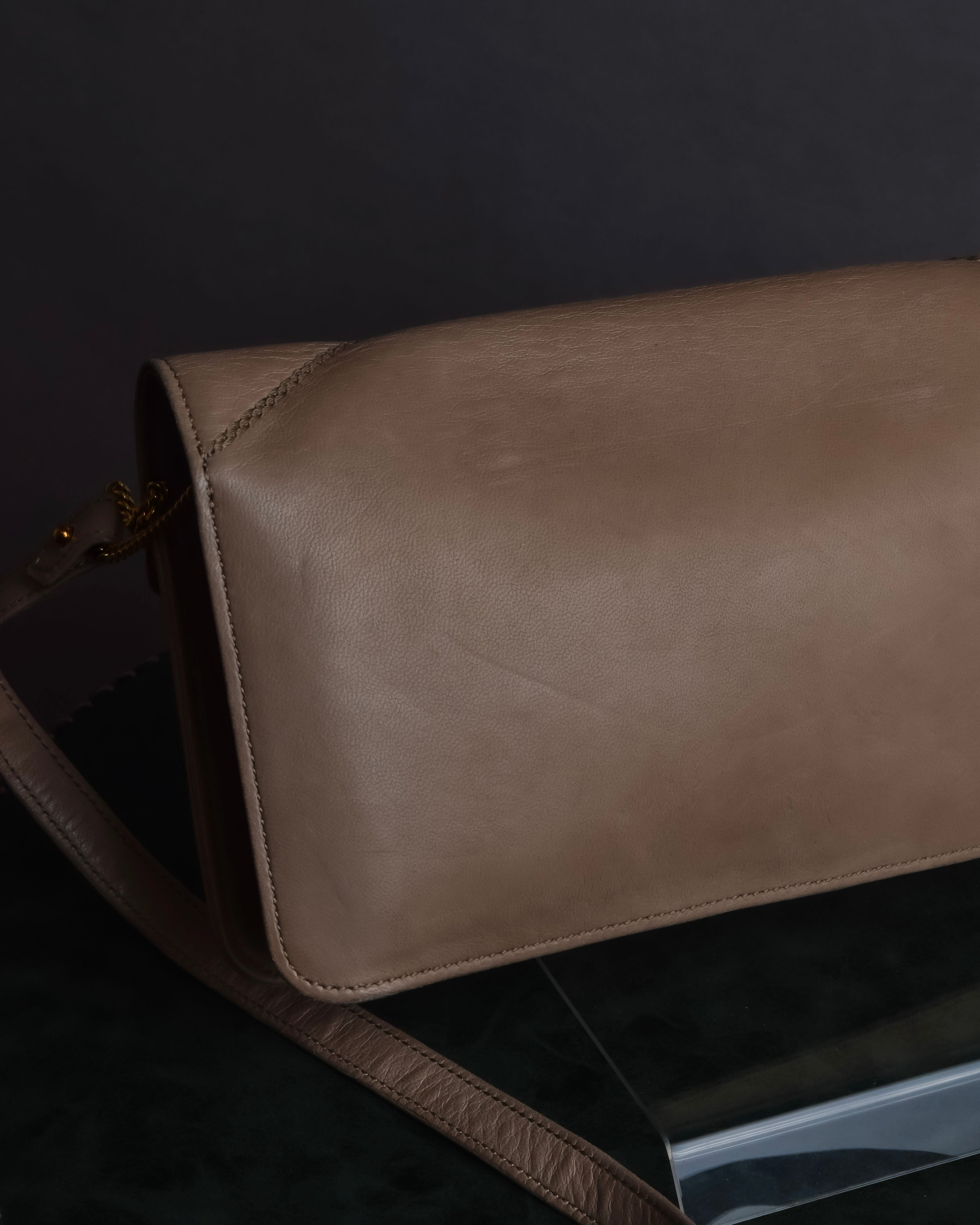 "HERMES" 70's Diamond stitched envelope leather bag