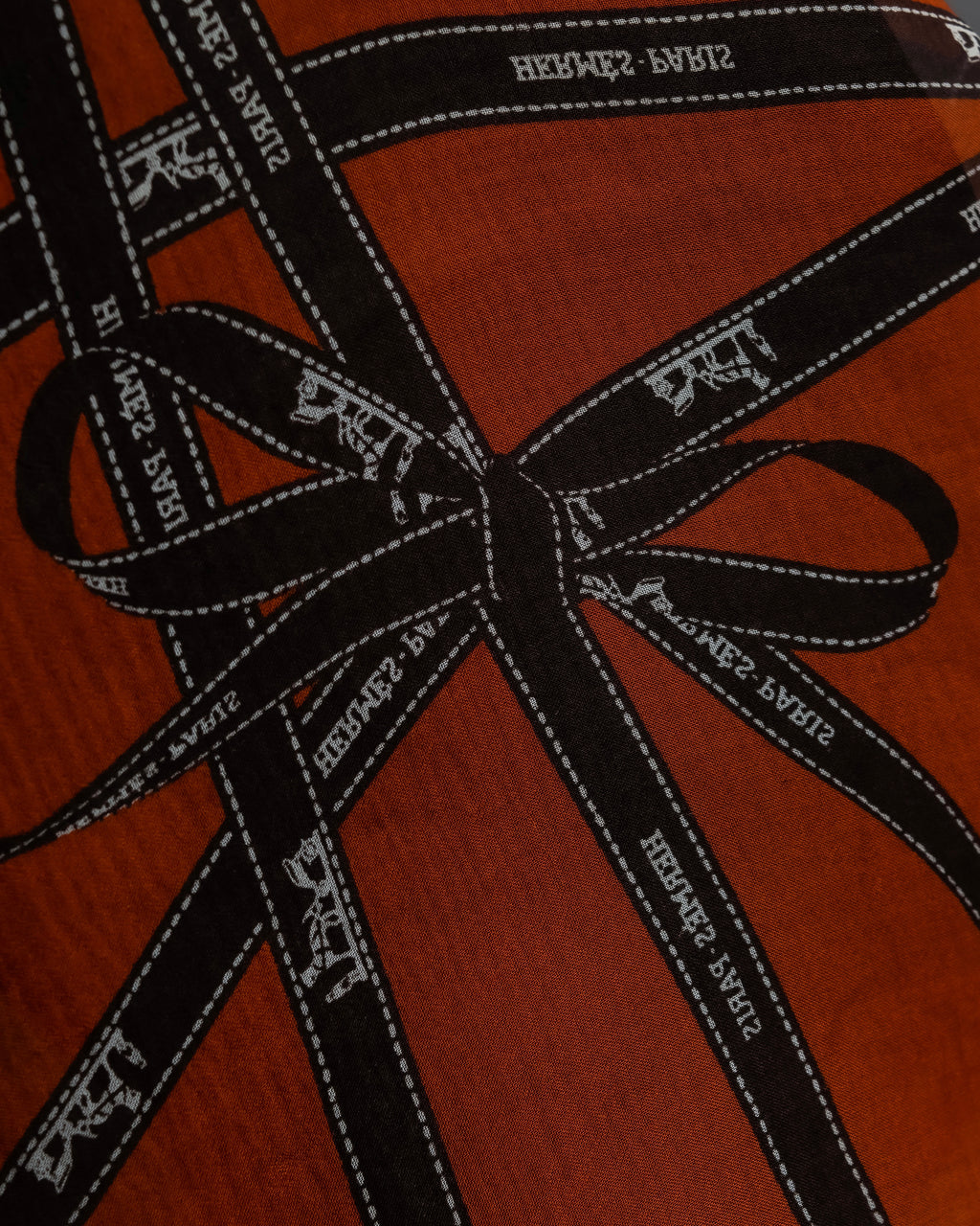 "HERMES" Logo engraved ribbon design scarf