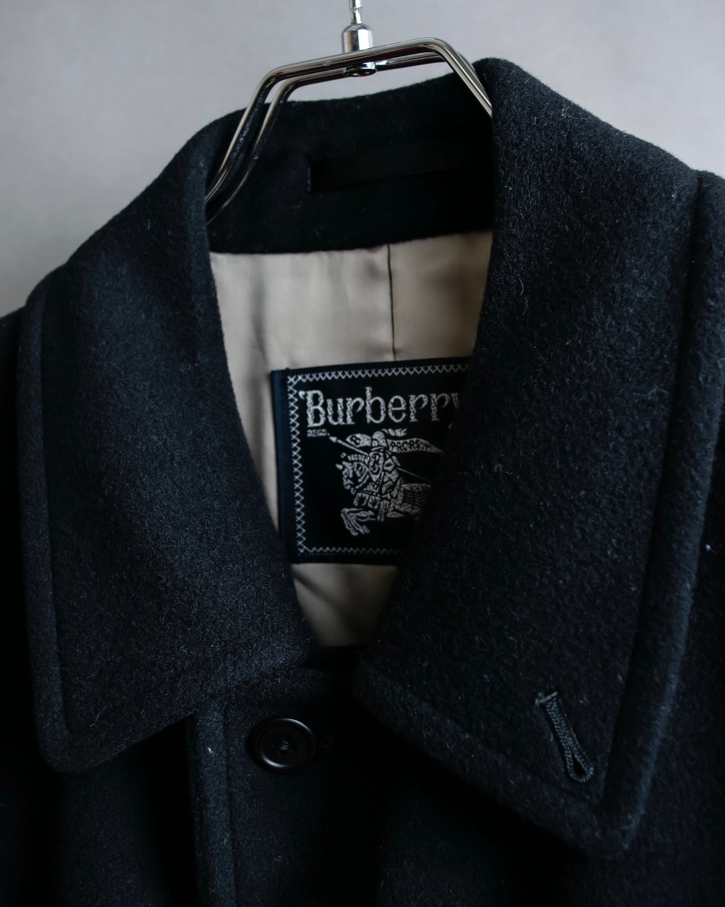 "BURBERRYS" Fly front cashmere blend soutien collar coat