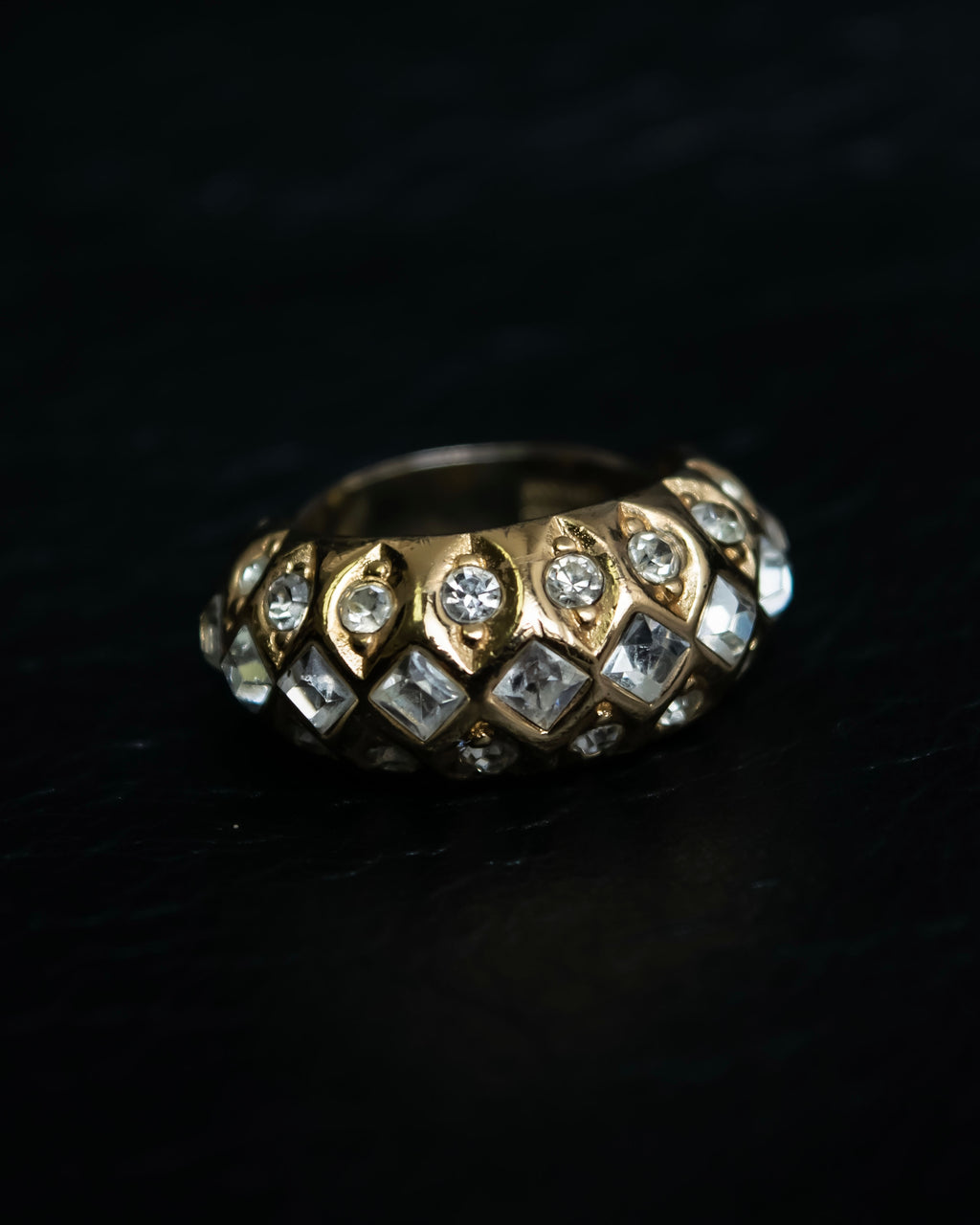 “Dior” mesh designed gold ring with crystal