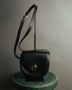 “Gianfranco Lotti” 90’s-00’s Black leather turn lock shoulder bag