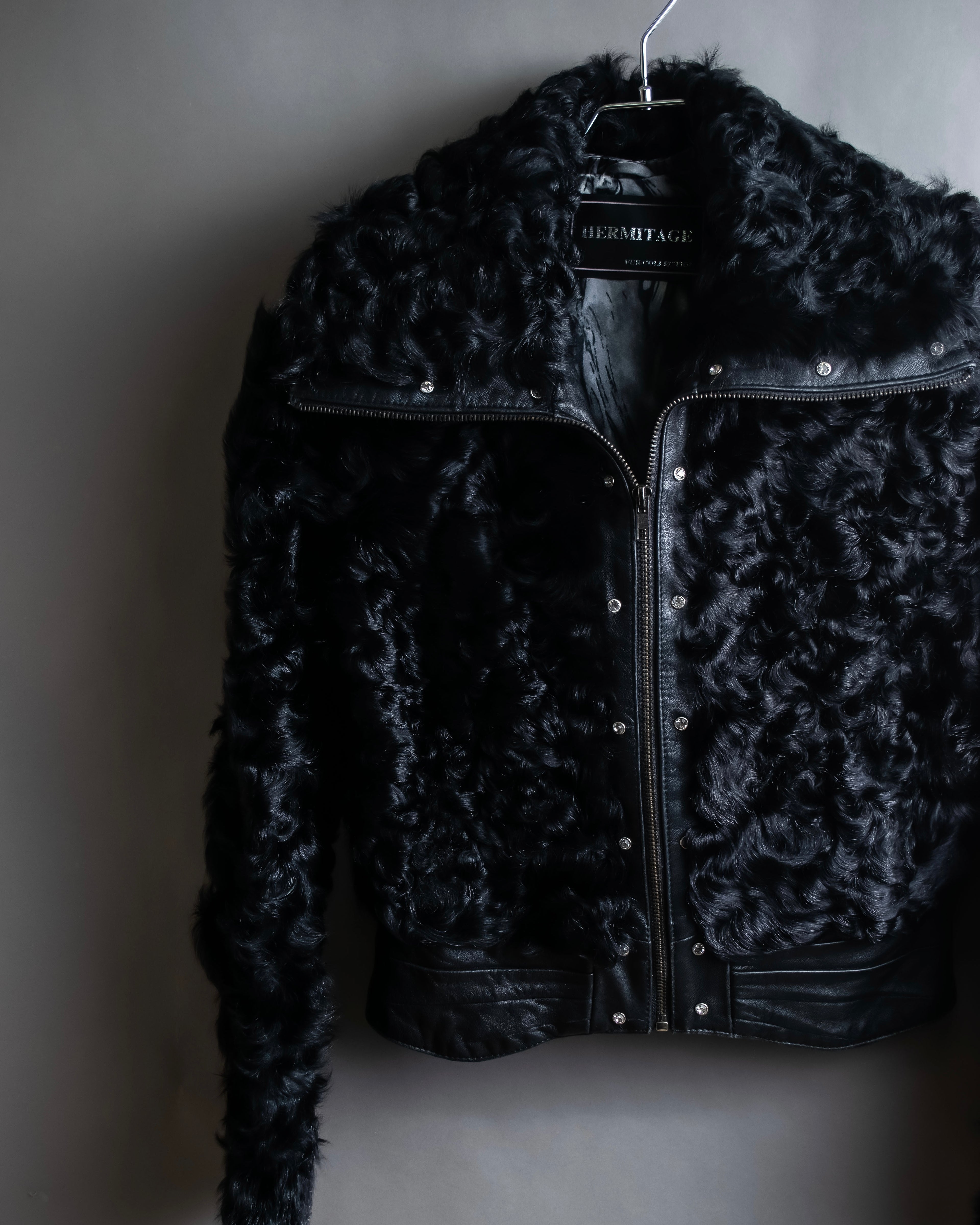 "HERMITAGE" Box silhouette double zipper fur blouson