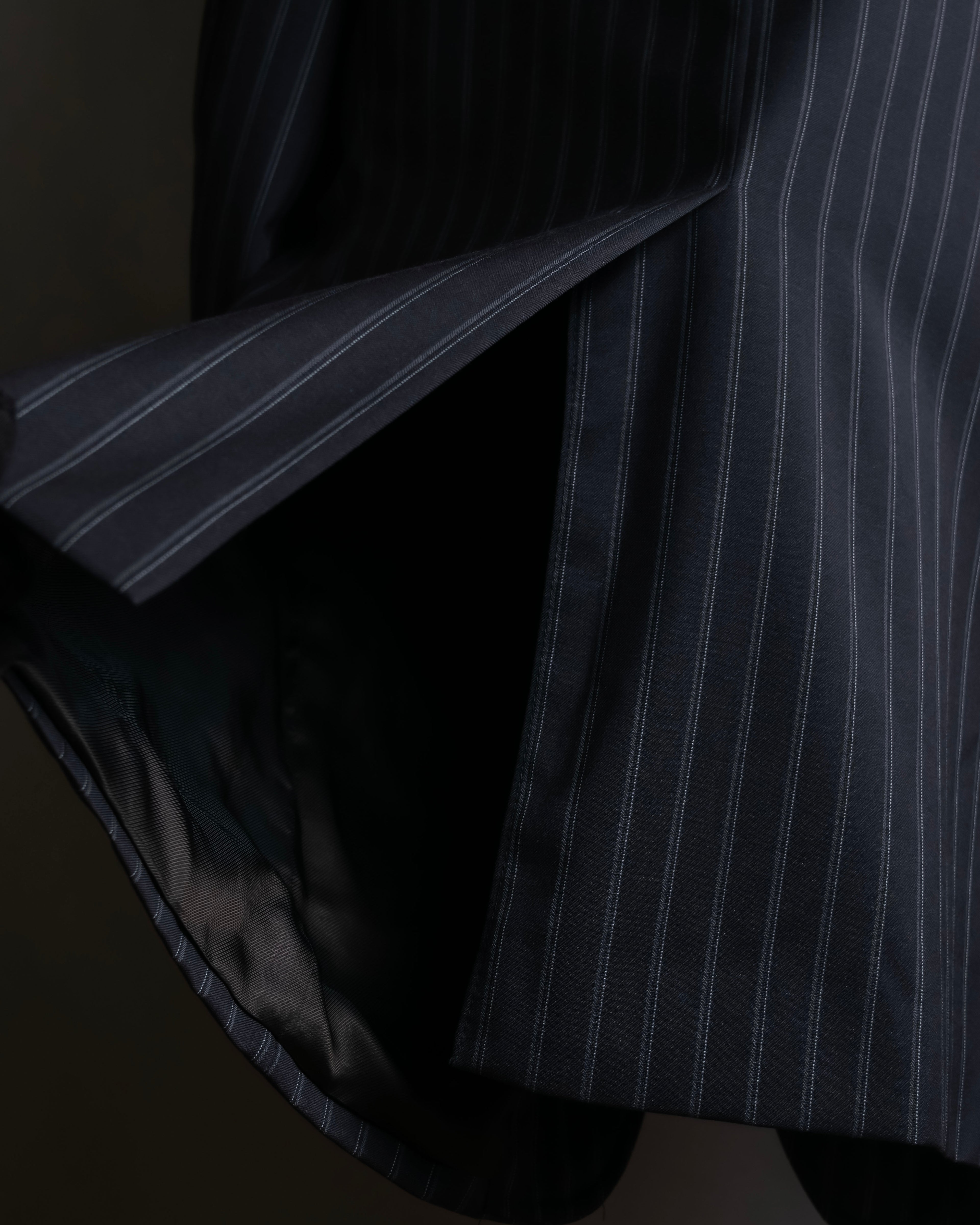 "Dolce & Gabbana" Pinstripe vertical lines emphasized tailored jacket