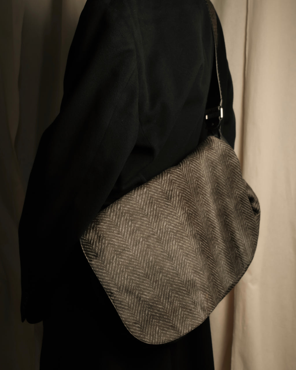 "JIL SANDER" Large flap design Harako leather shoulder bag