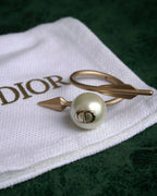 –SPECIAL– “DIOR” 2017-present Arrow pearl CD open ring