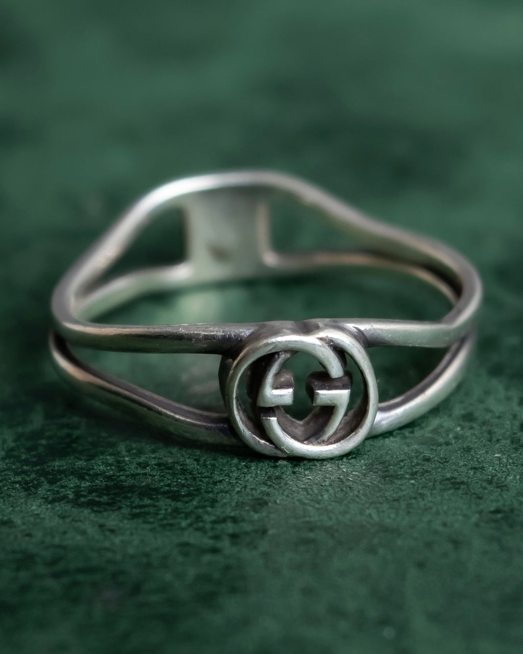 "GUCCI" Interlocking G motif cut out silver ring