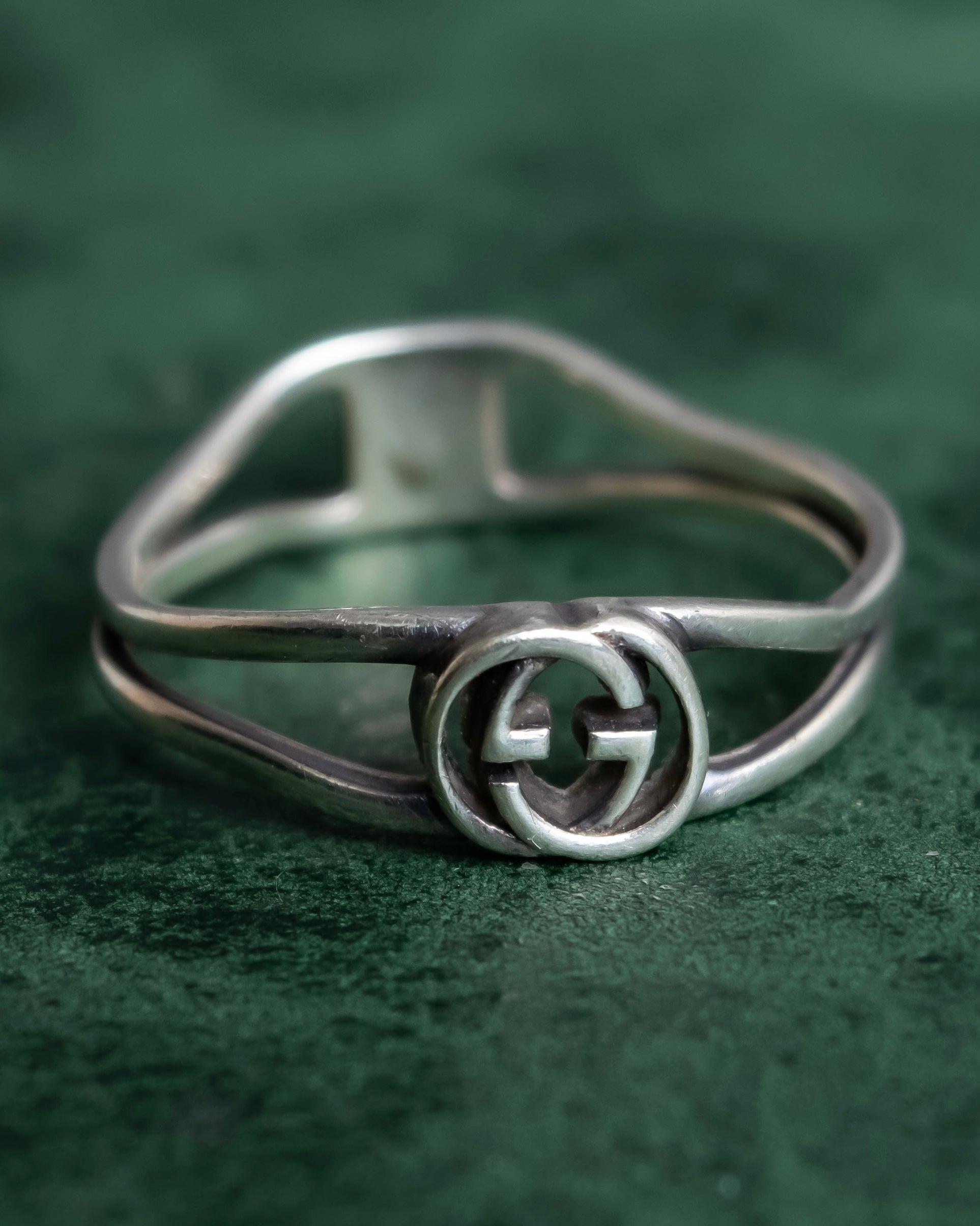 "GUCCI" Interlocking G motif cut out silver ring