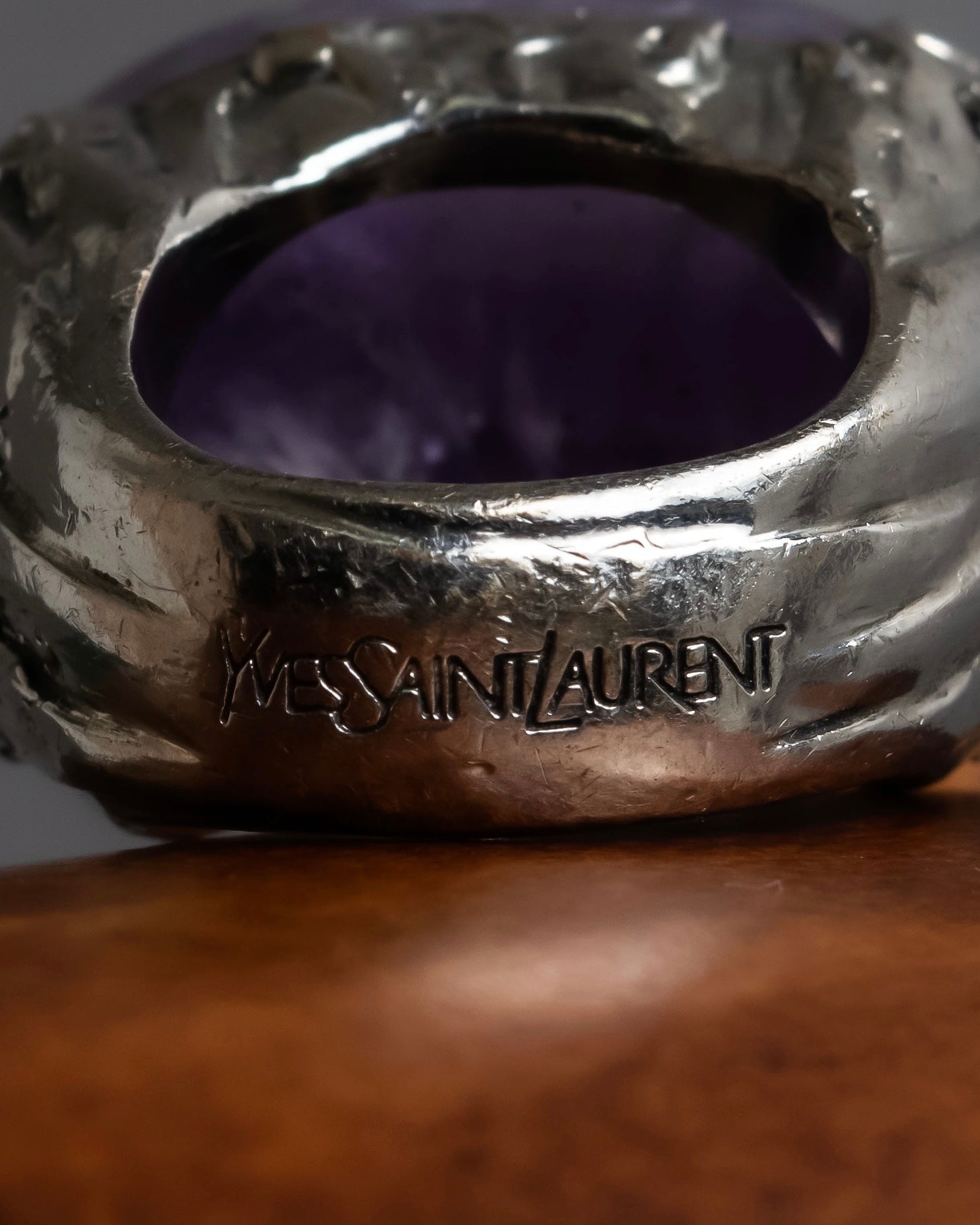 "Yves Saint Laurent Rive Gauche"
Raw amethyst sculpture silver ring
