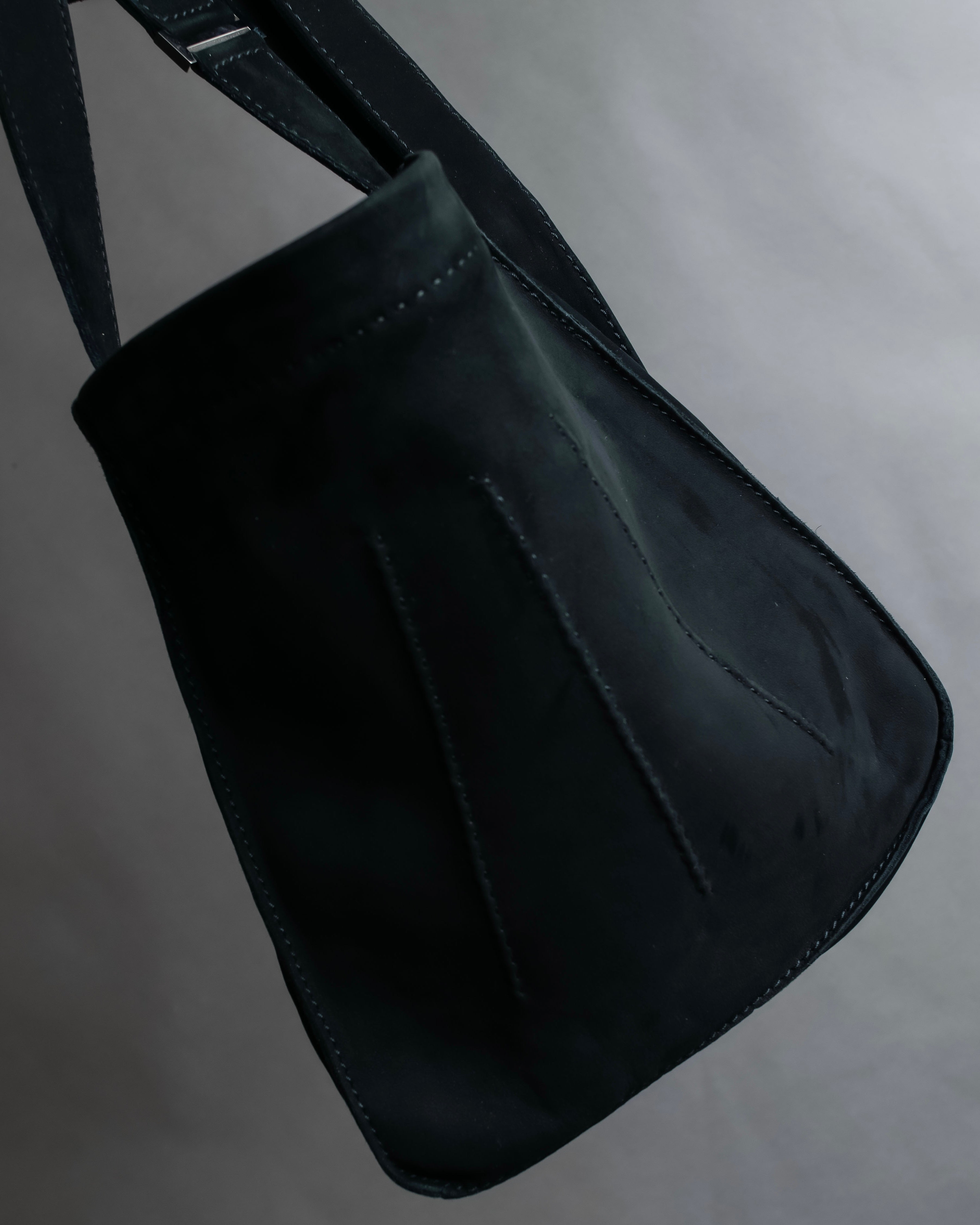 "HERMES" Tout en Douceur black suede panel line shoulder bag