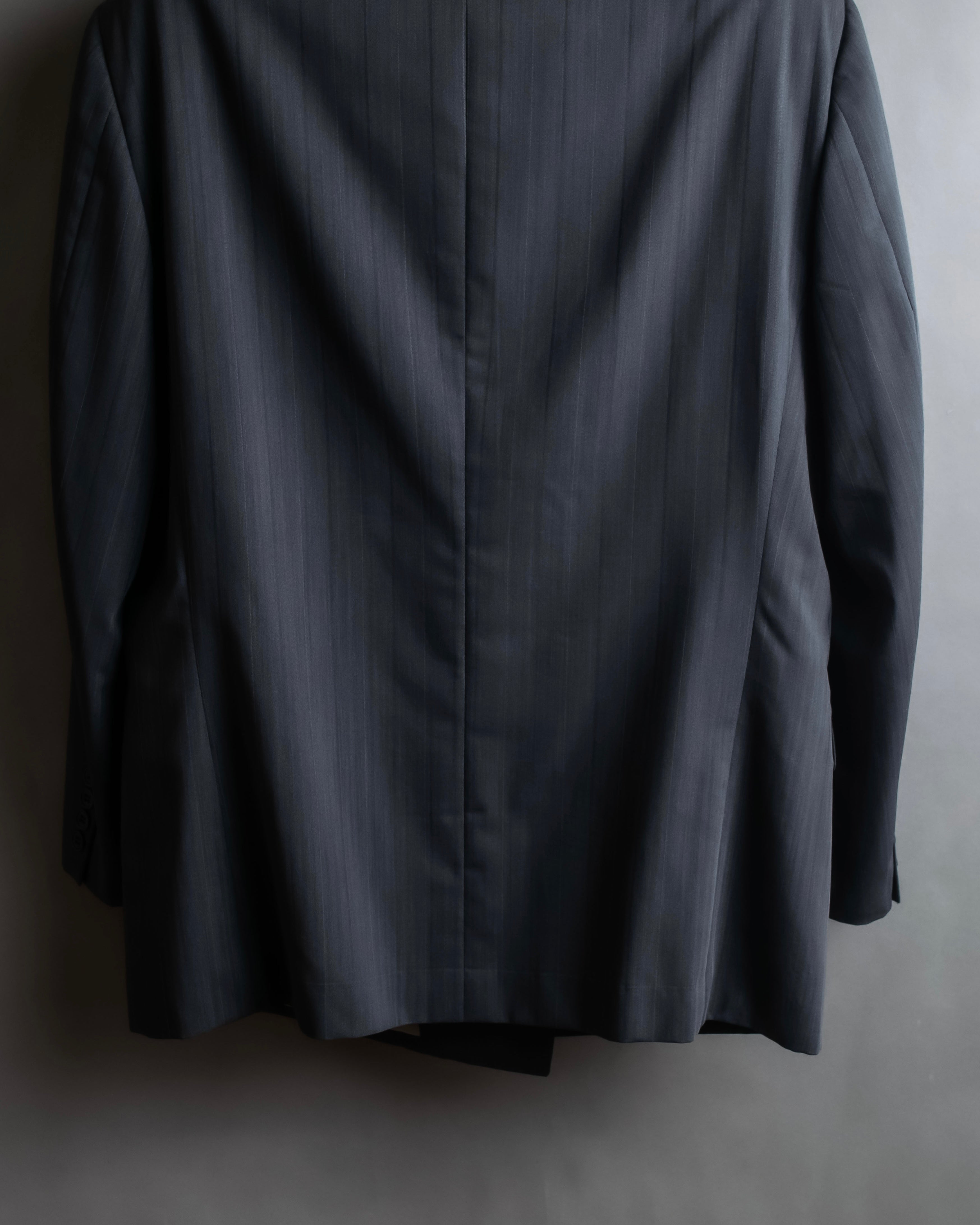 "CHRISTIAN DIOR MONSIEUR" Shadow stripe pattern classical formal detail set up