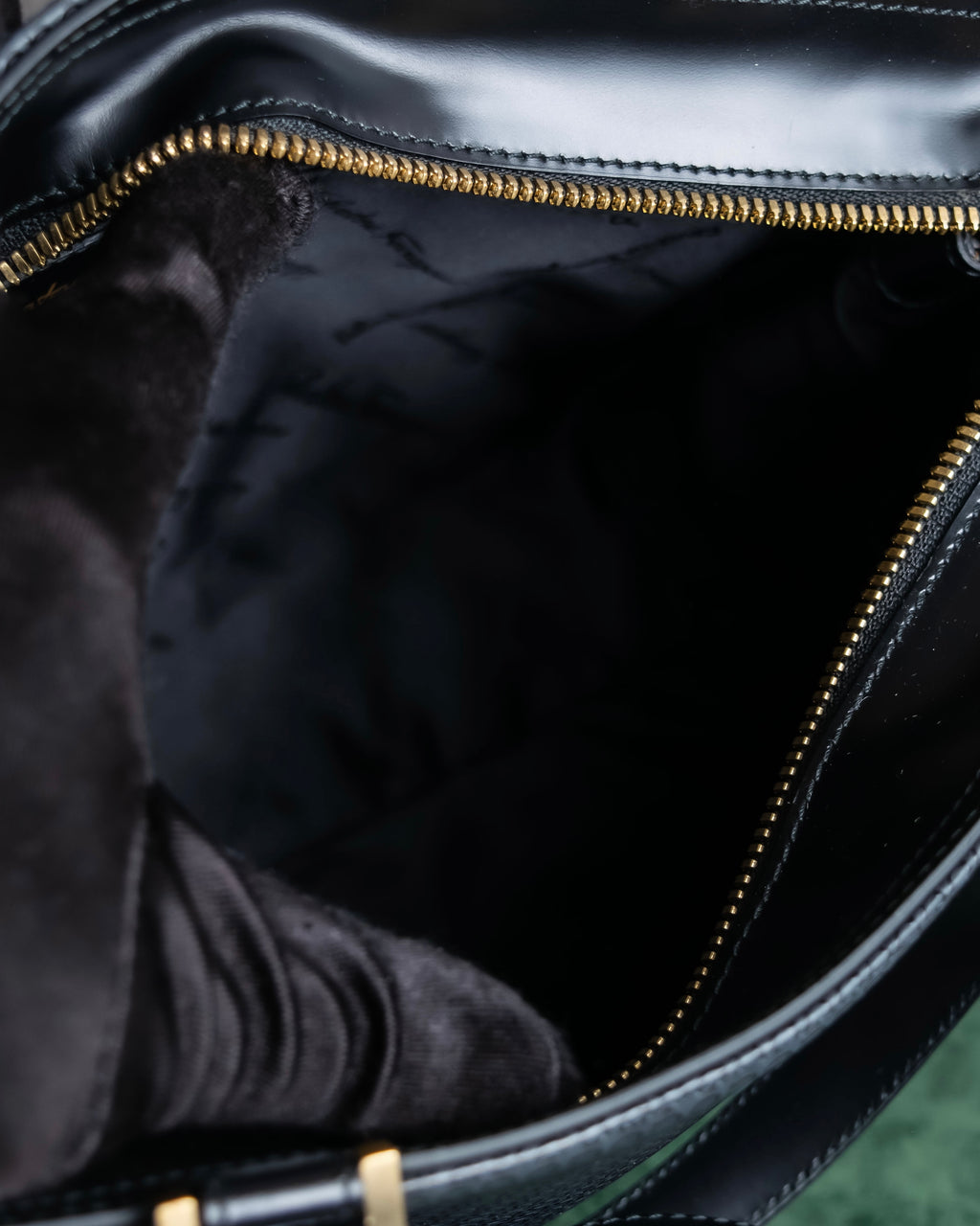 "Salvatore Ferragamo" Gancini motif monogram pattern 2-way shoulder bag