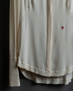 Camisa de seda con bordado en forma de logotipo "Alexandar McQueen" sin cuello