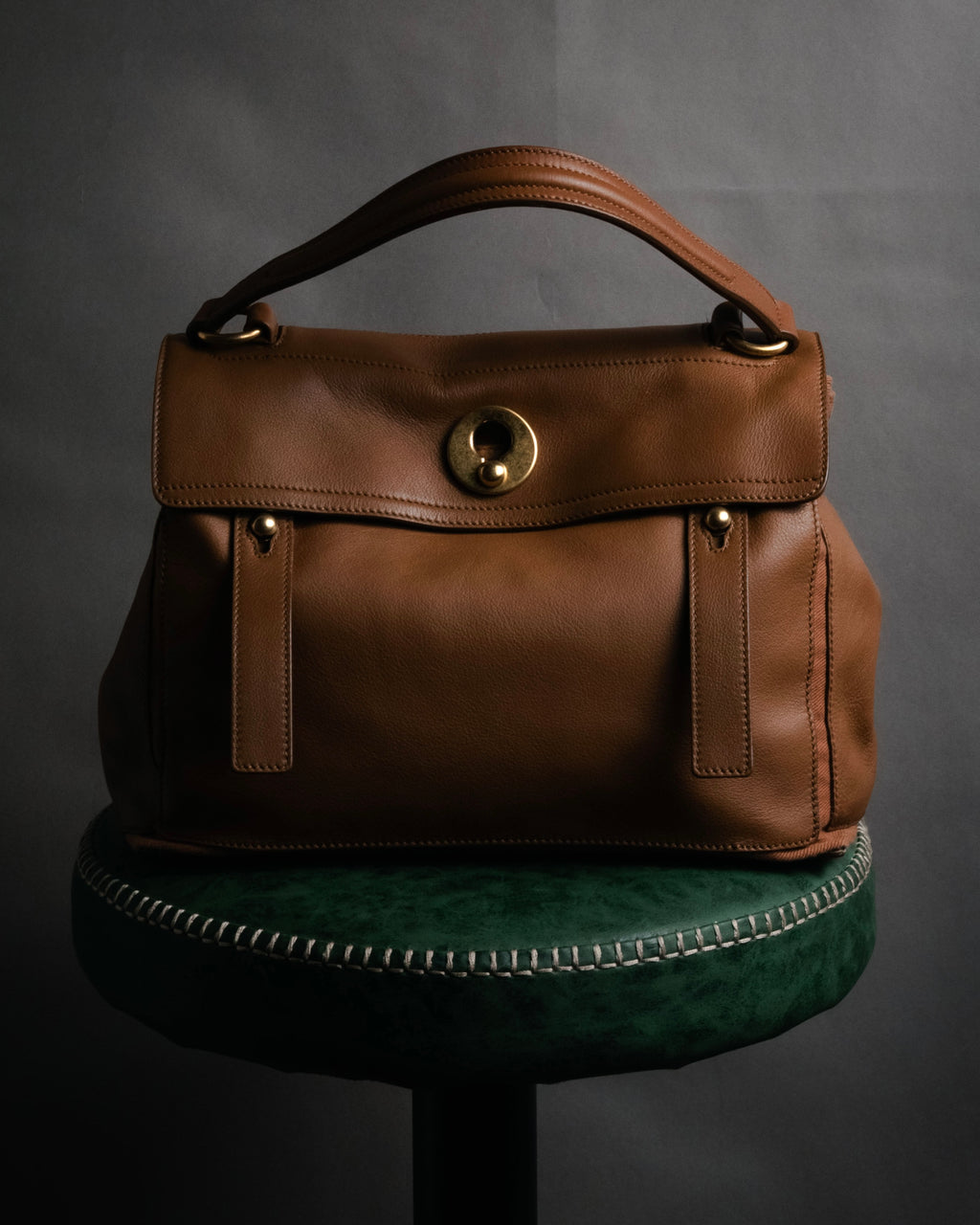 –SPECIAL– “YVES SAINT LAURENT”
2011-2012 Muse two leather handbag