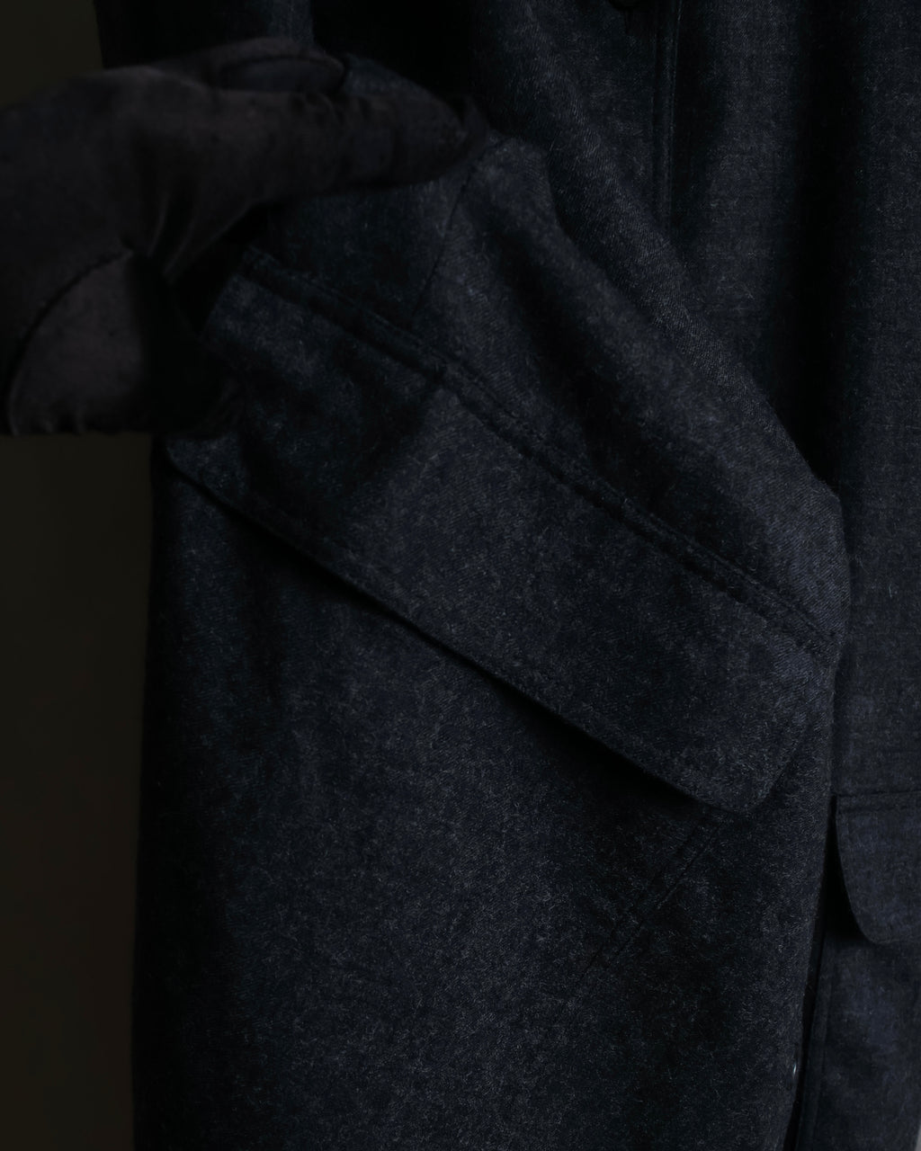 "GUCCI" 70's velvet collar design long coat