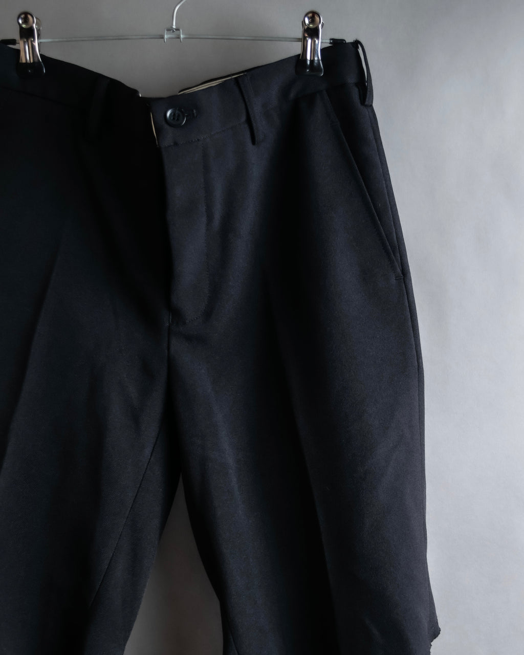 "COMME des GARCONS HOMME PLUS" 19SS Cut-off design slacks