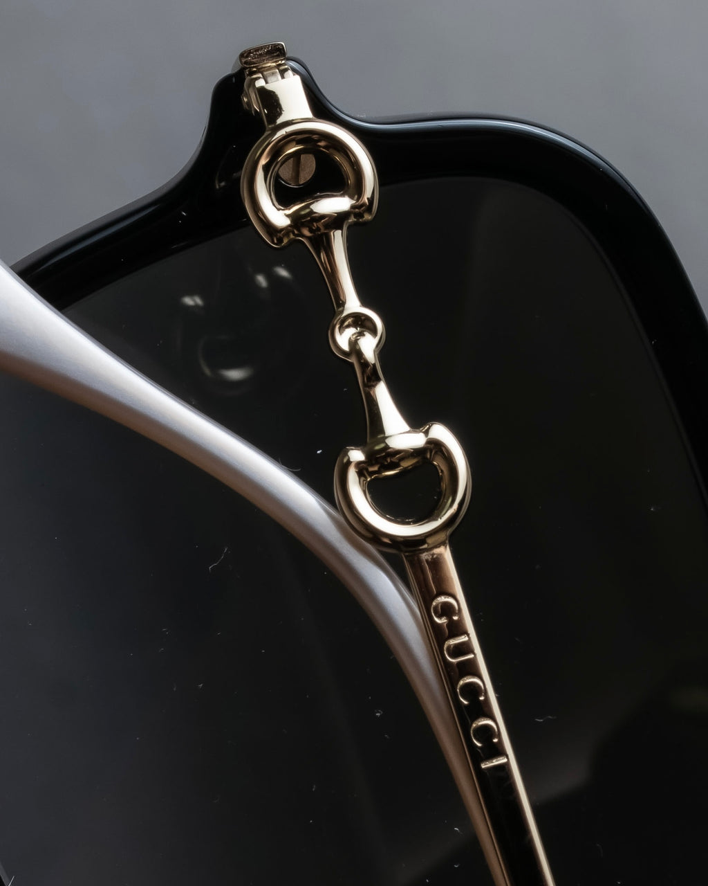 "GUCCI" Horsebit motif temple design big square frame sunglasses