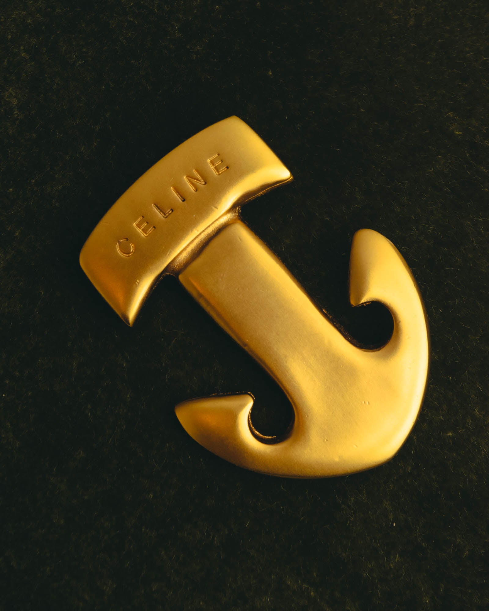 “CELINE” Late 80’s-90’s anchor motif gold brooch