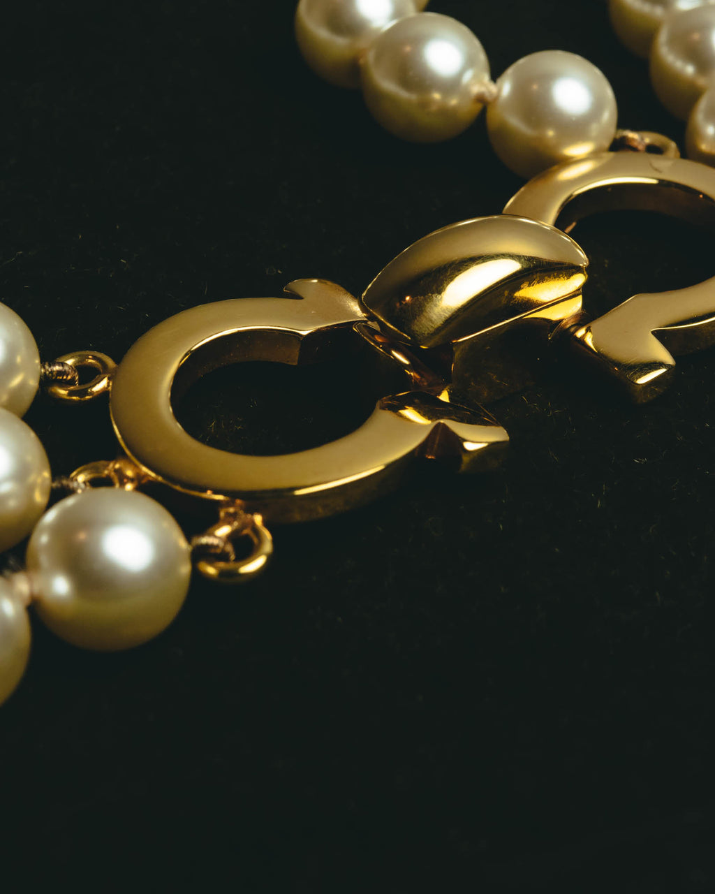 "Salvatore Ferragamo" 80's-90's Gancini three-strand pearl-style necklace
