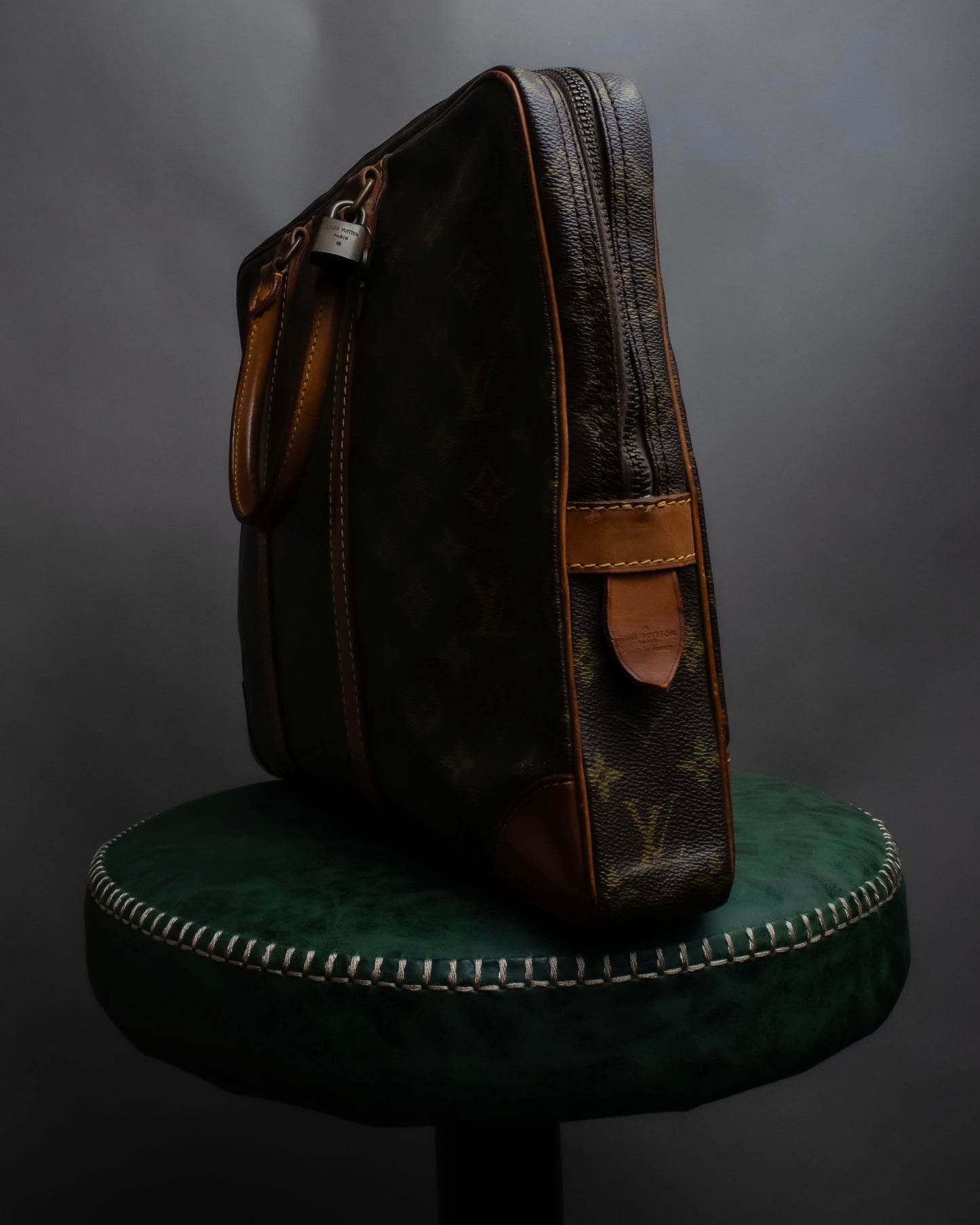 "LOUIS VUITTON" Porto document voyage leather bag