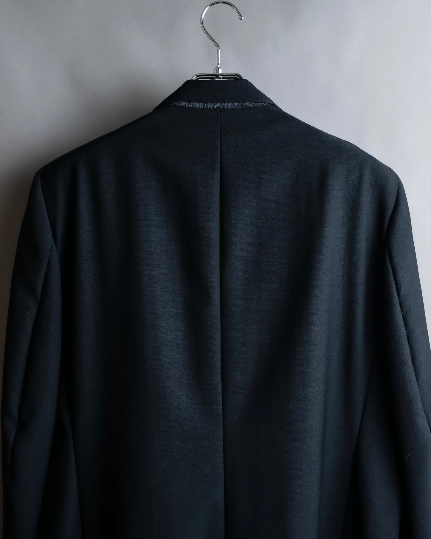 "ISSIMO" Oversized marble button design wool tailored jacket