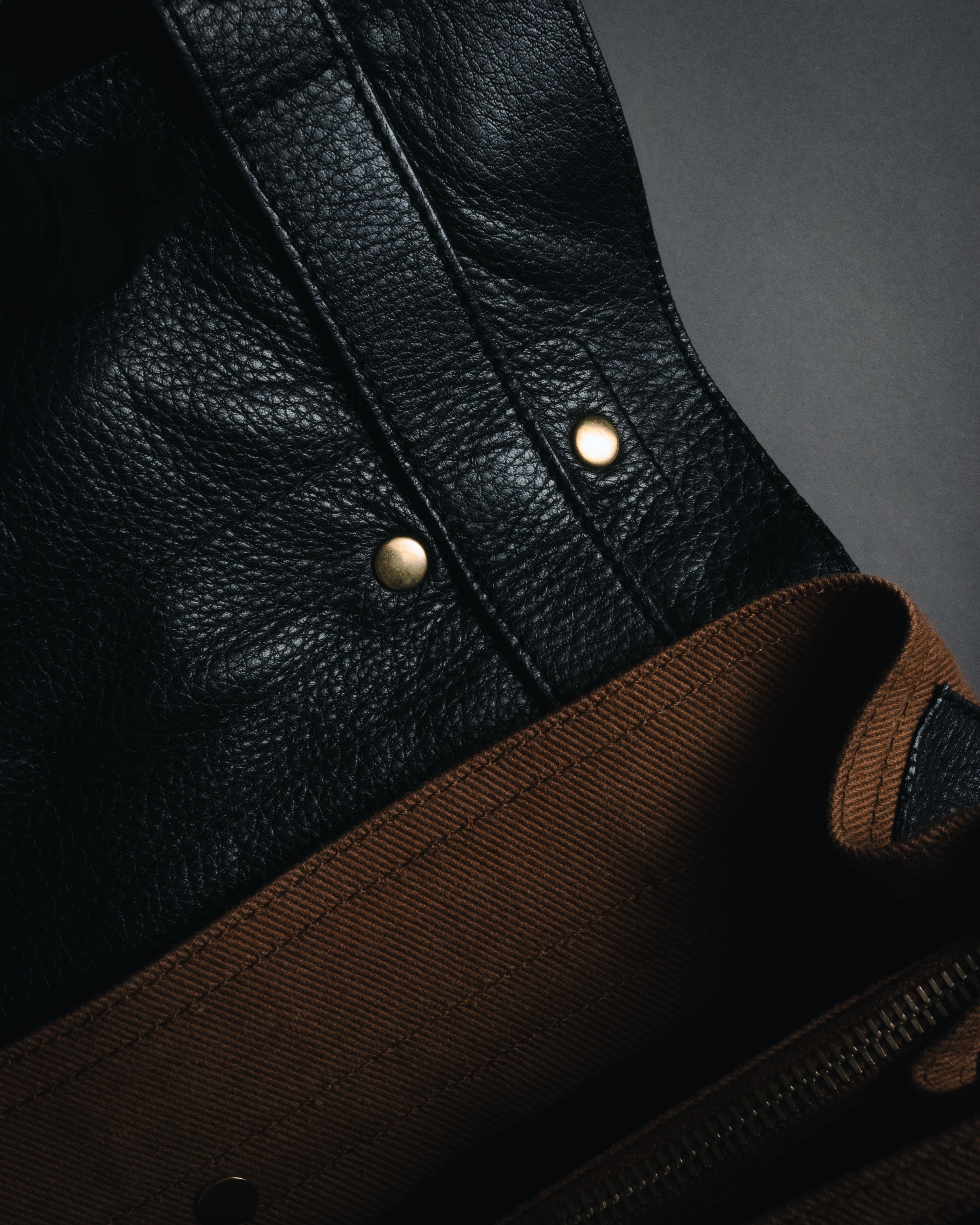 "YVES SAINT LAURENT" 2008-2012 Muse to icon clasp leather and canvas top handle bag