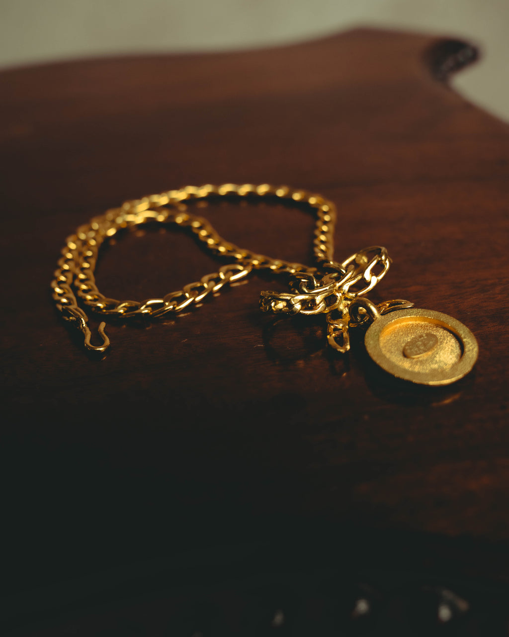 –SPECIAL– "CHANEL" 95AW Jeweled medallion pendant necklace