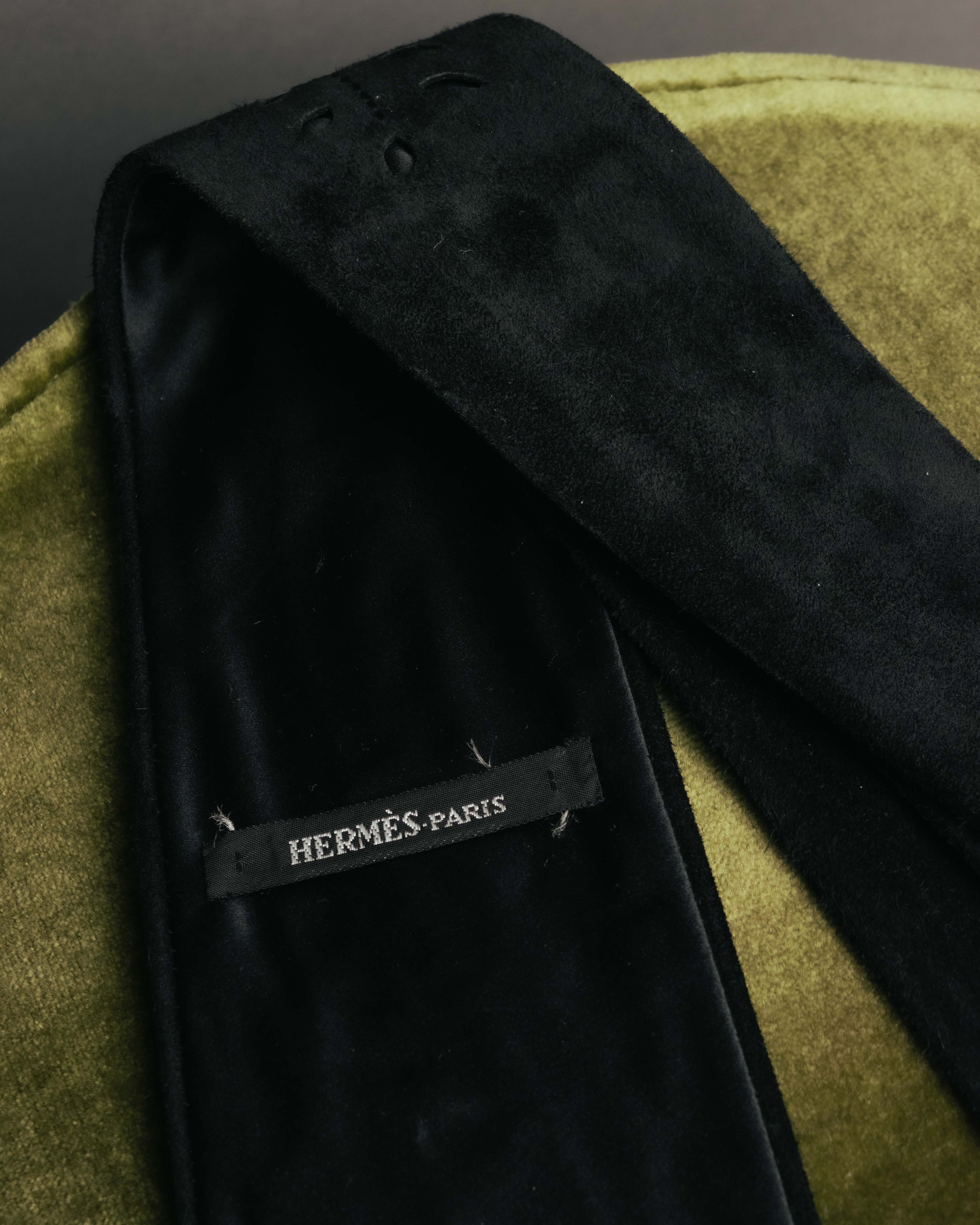 -SPECIAL- “HERMÈS” 2008-18 Suede cutwork leather tie