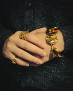 -SPECIAL- “Yves Saint Laurent” 80’s-90’s Hammered gold coin link bracelet
