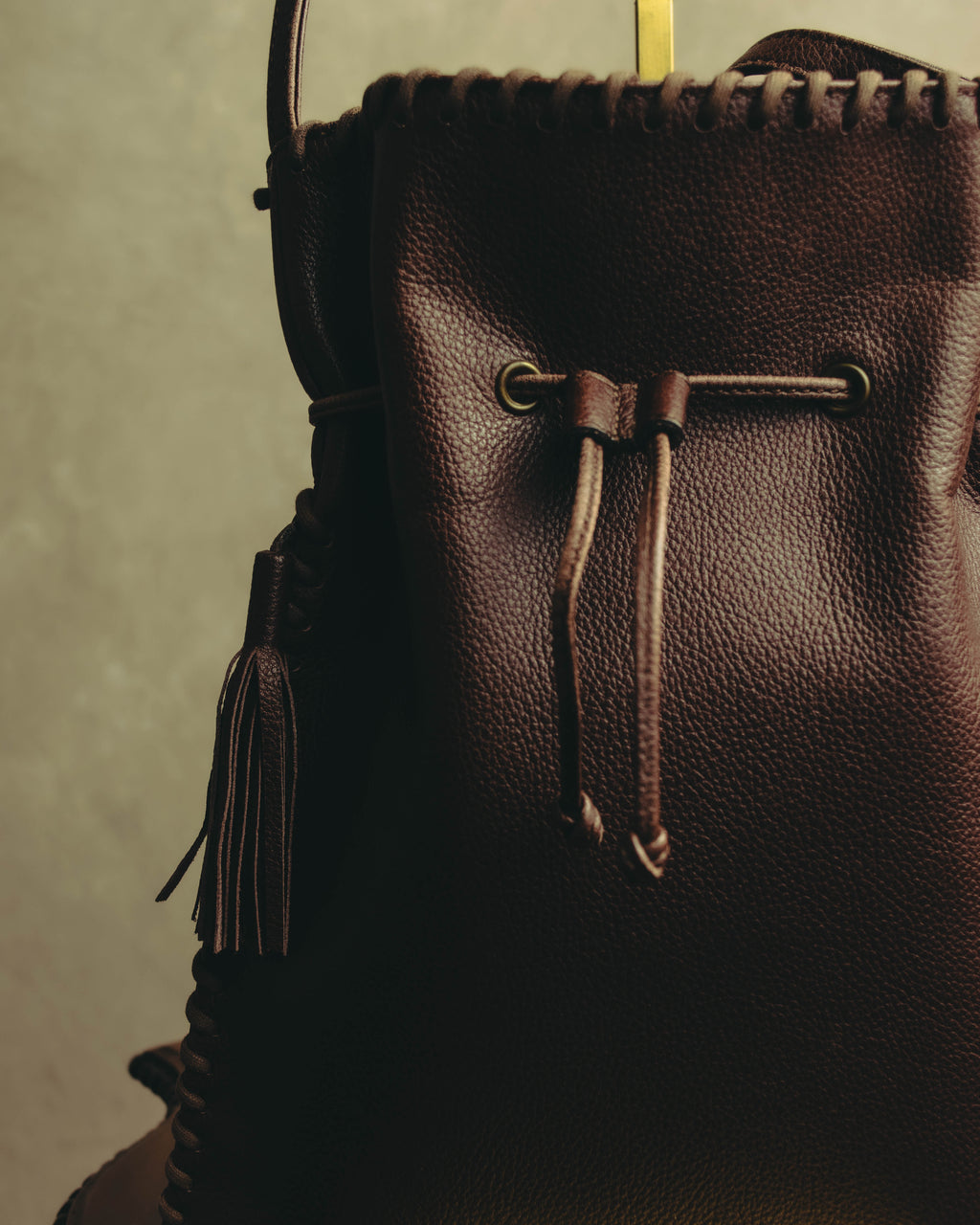 “YVES SAINT LAURENT“ 90’s-00’s Leather drawstring shoulder bag