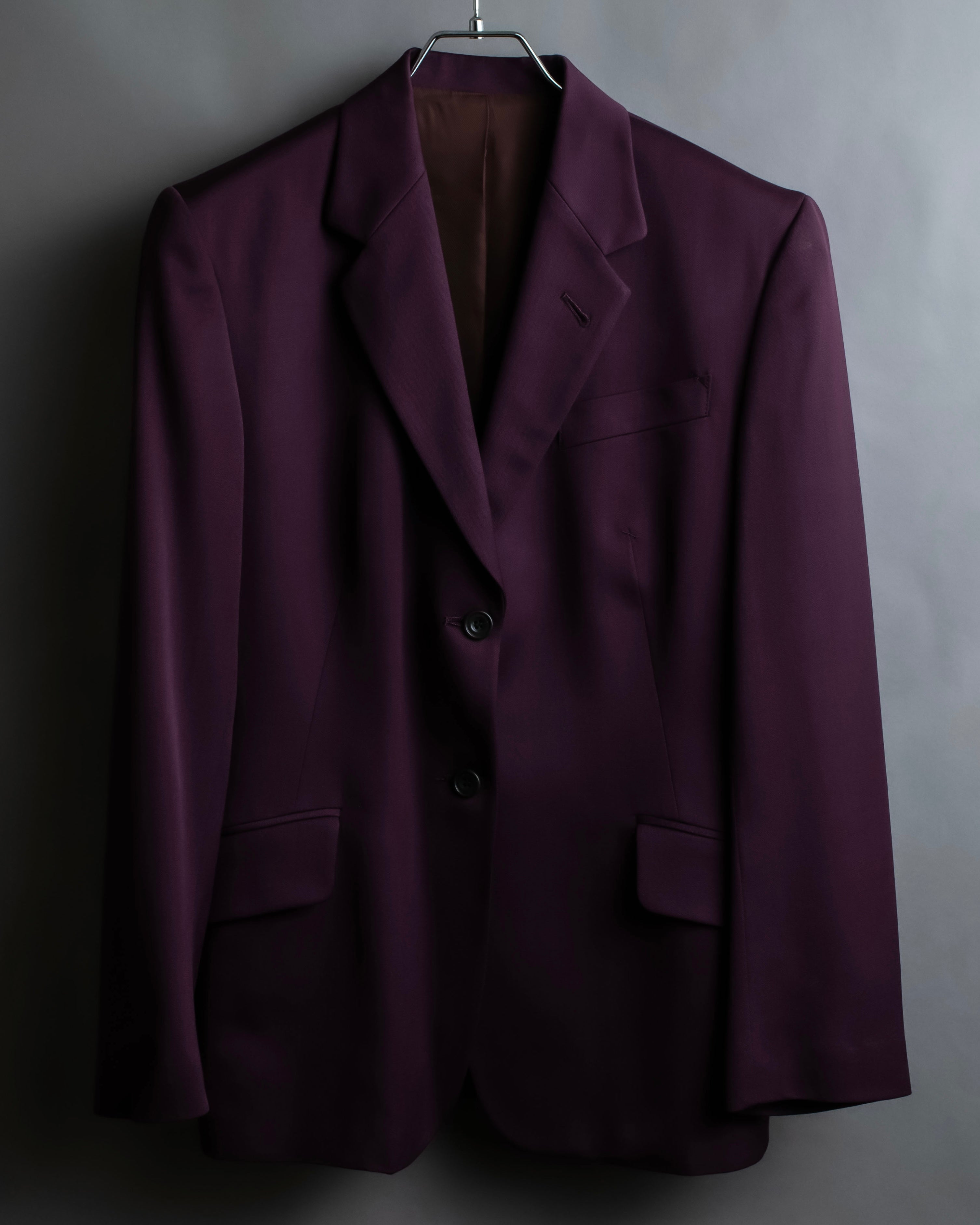 "JEAN PAUL GAULTIER FEMME"
Beautiful purple color shaped wool tailored jacket
