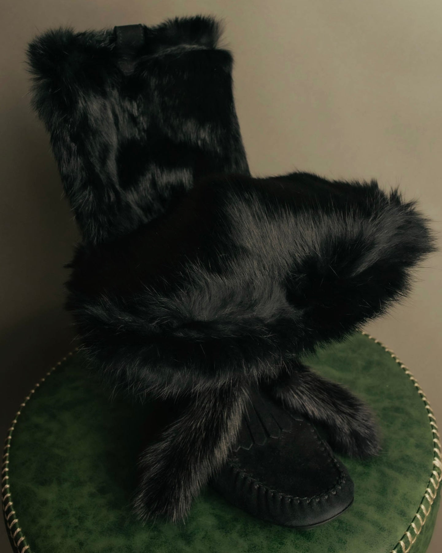 “YVES SAINT LAURENT“ Fur trimmed suede winter boots