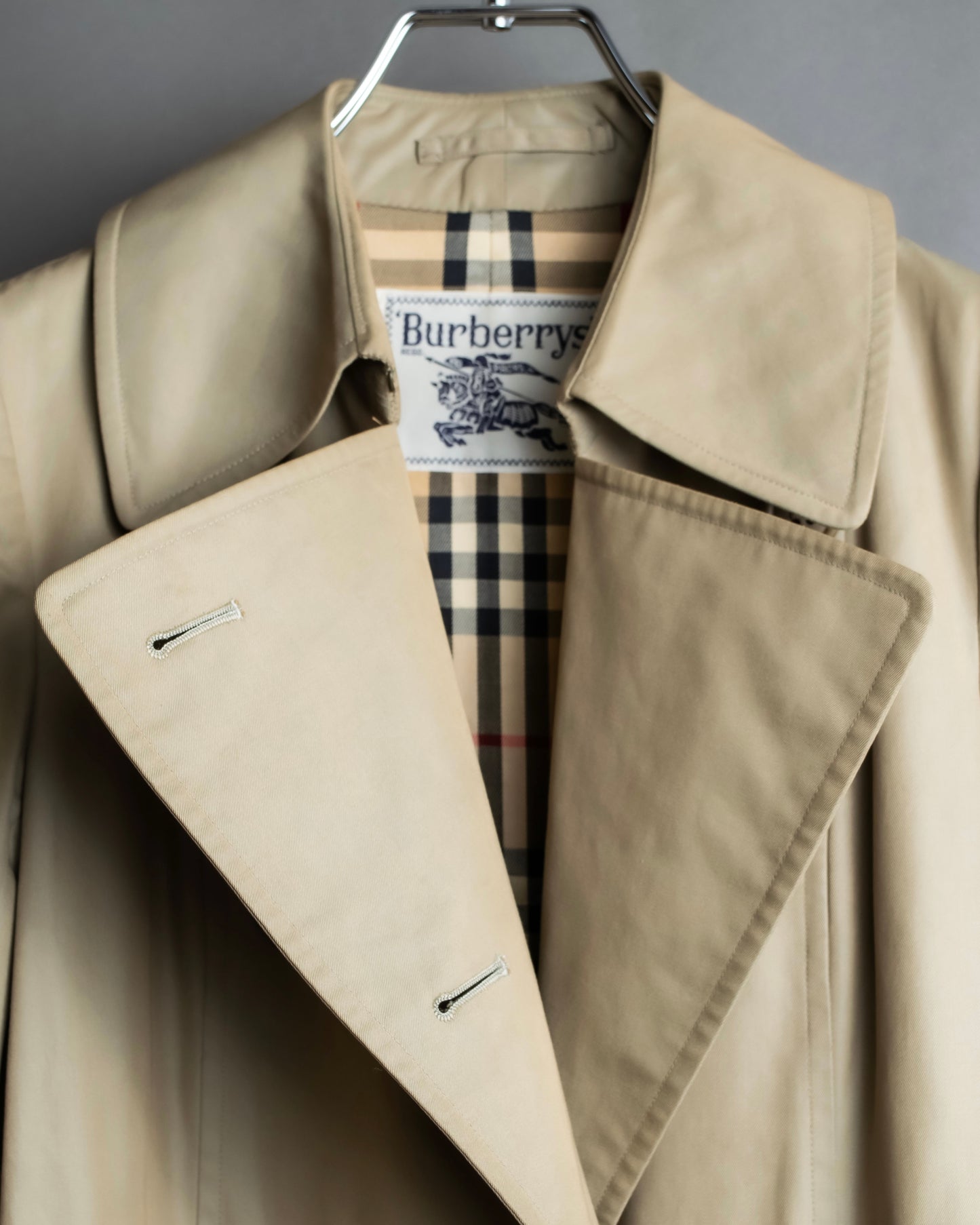 "BURBERRYS" Traditional belt design long length trench coat