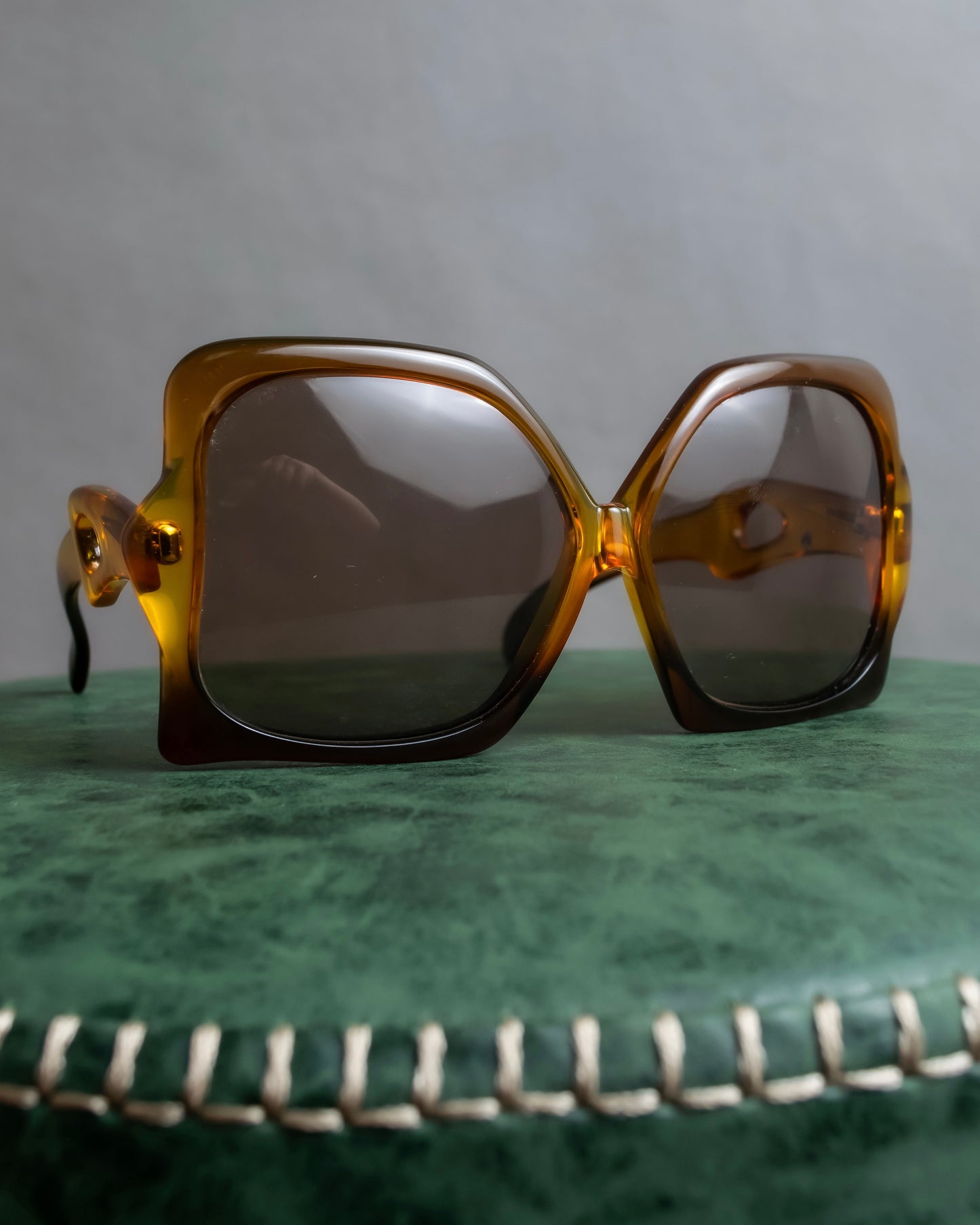 "Christian Dior" Mortal shell amber design square frame sunglasses