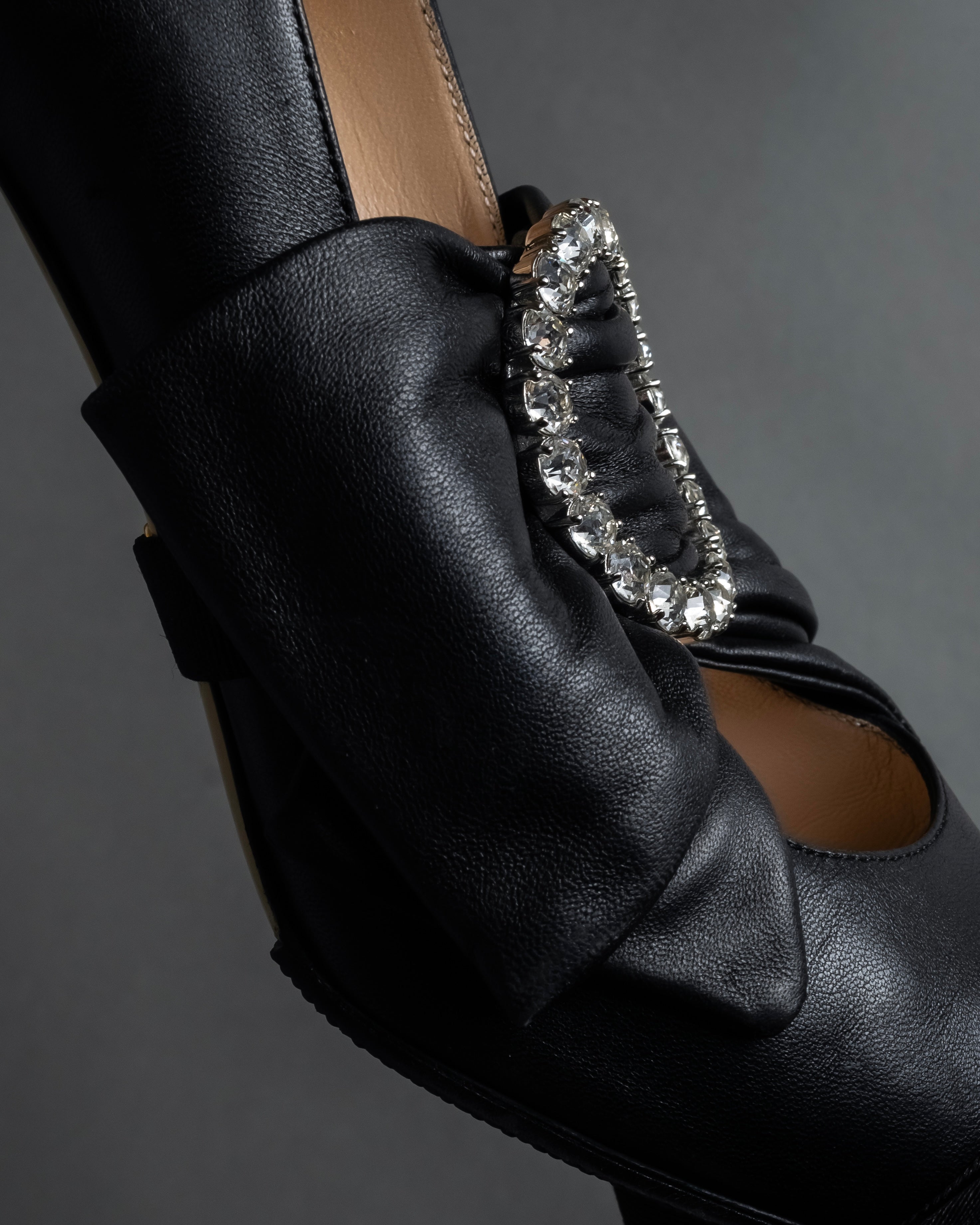 "GUCCI" Michele design ribbon crystal buckle pumps