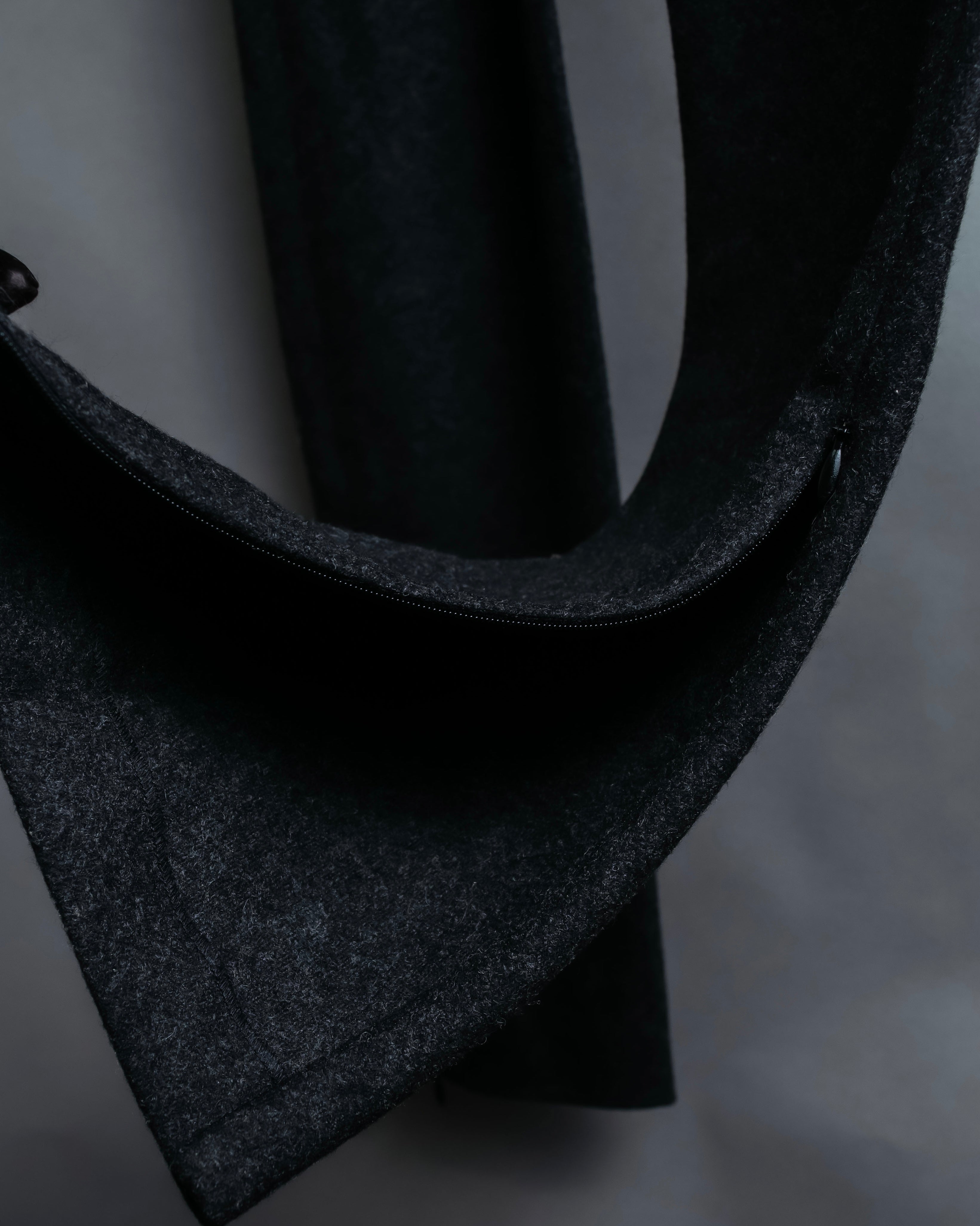 “Balenciaga” wrap belt designed beautiful drape pants