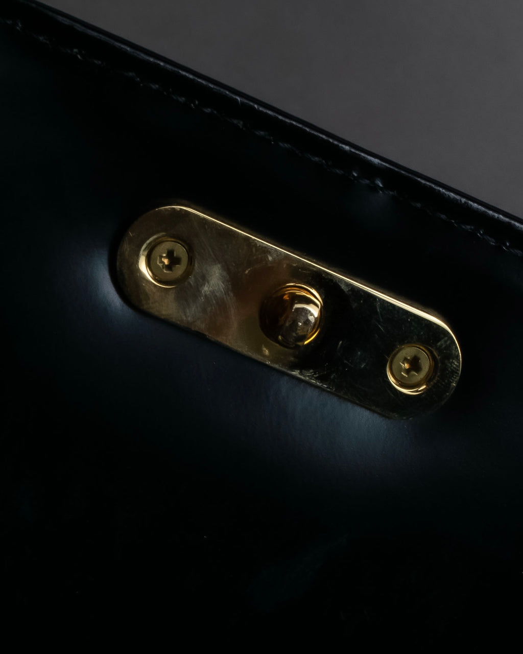 "Valentino Garavani" Logo turn lock parts design leather hand bag