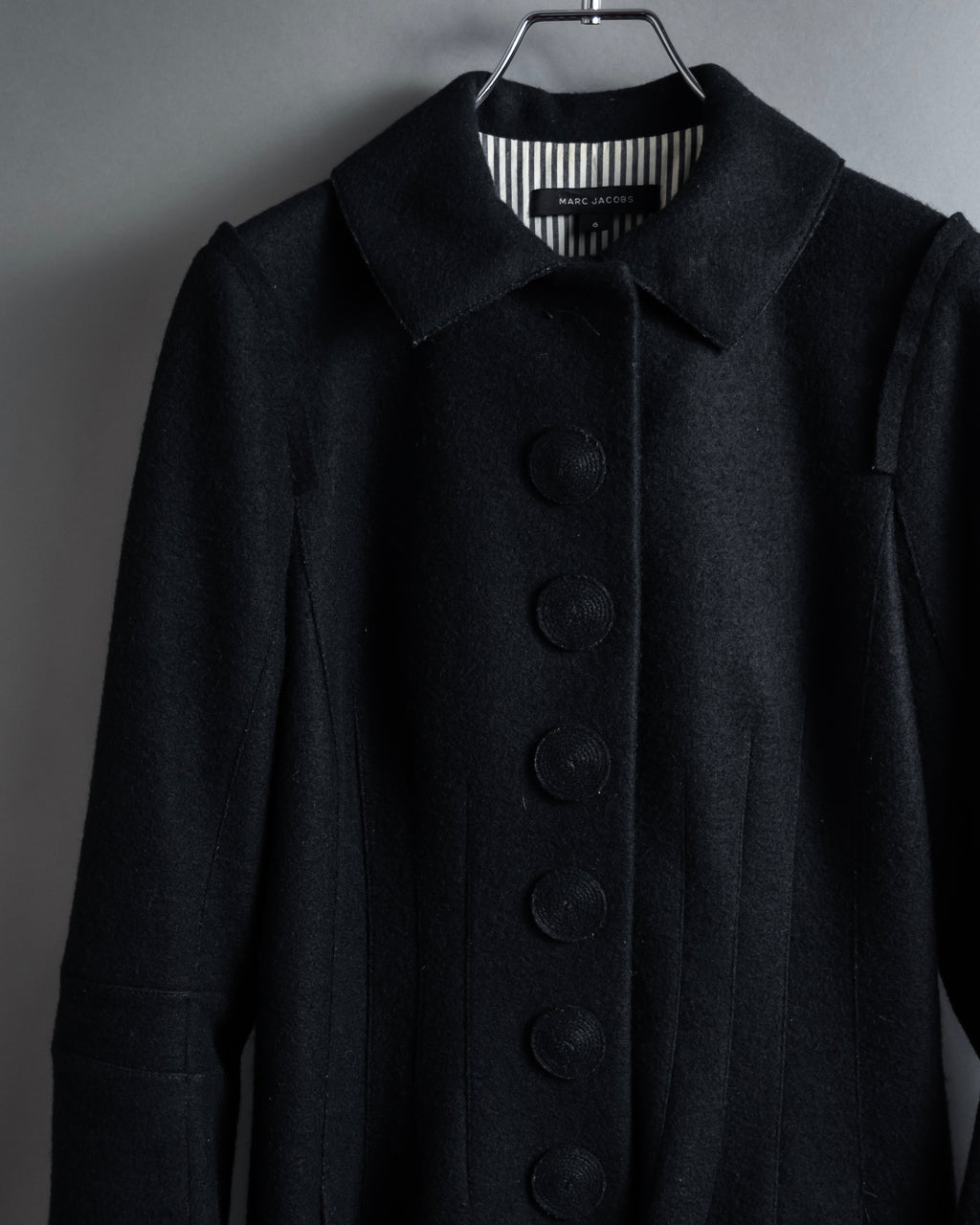 "Marc Jacobs" A soft flowing flared silhouette long coat