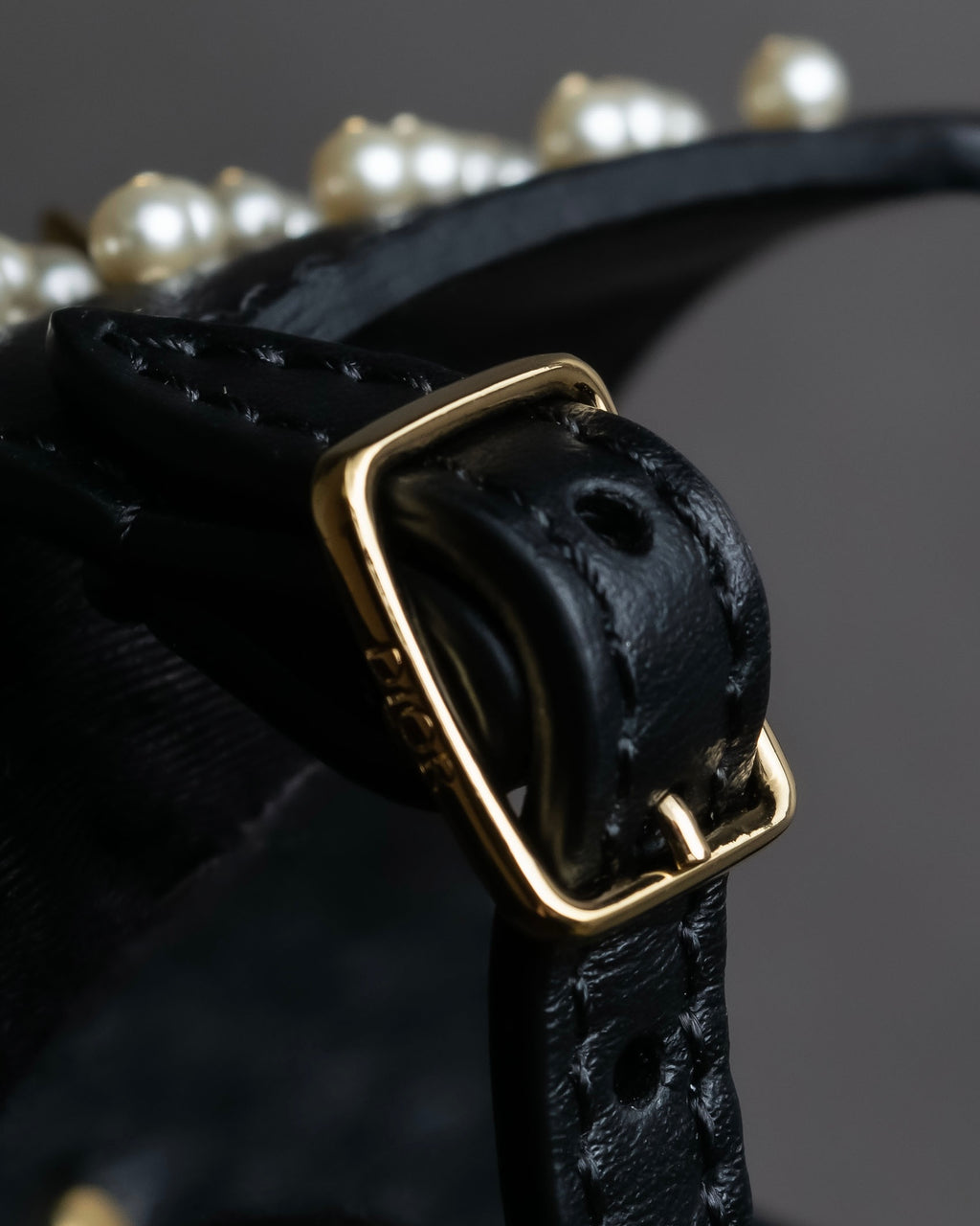 "Dior" Pearl＆gold stud design leather brace