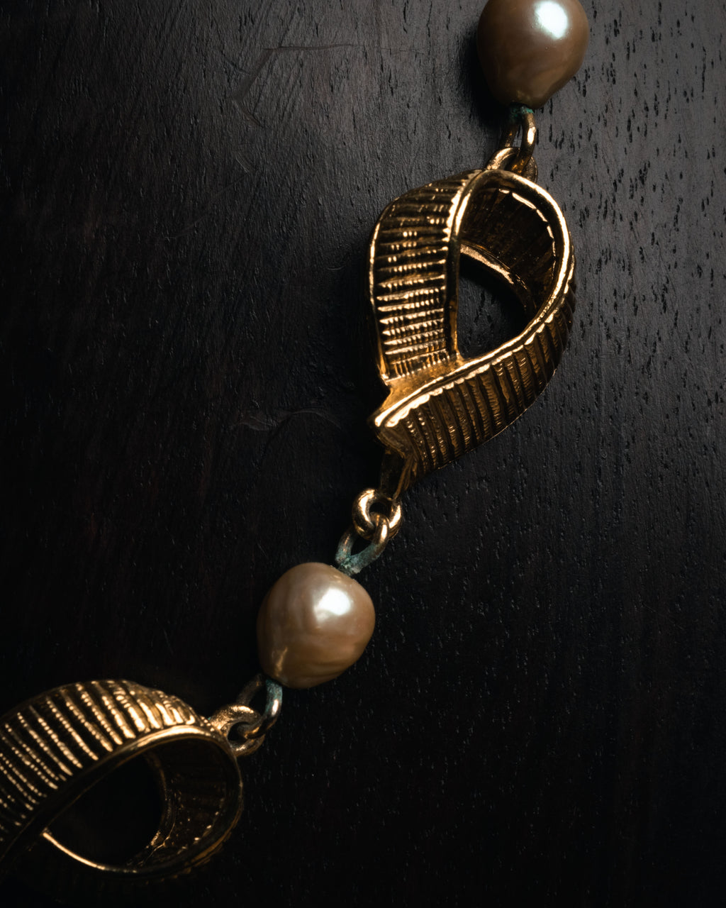 “Yves Saint Laurent” 80’s-90’s Baroque pearl heart motif necklace