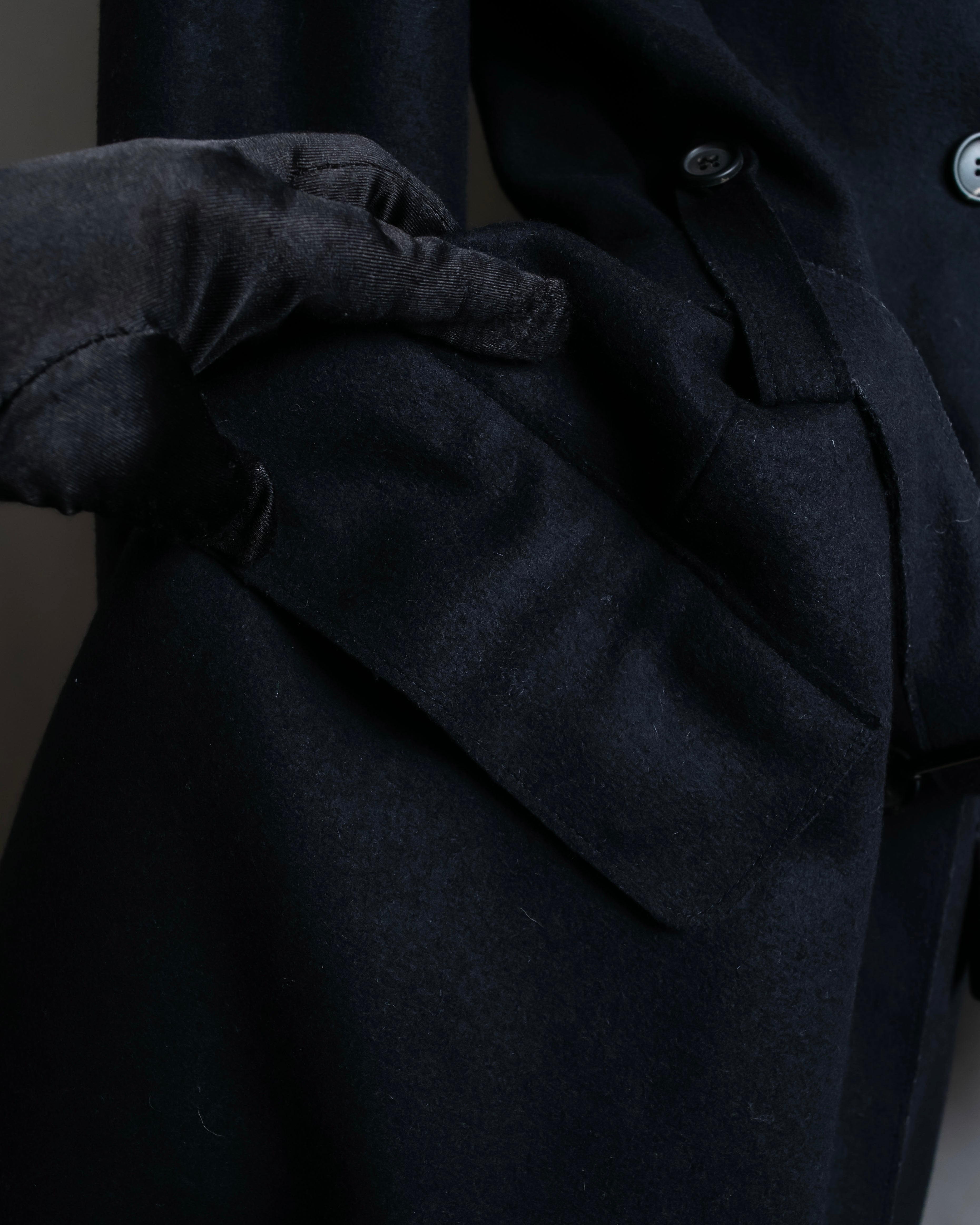 "MIU MIU" Crest brooch design belted trench coat