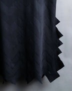 "PLEATS PLEASE ISSEY MIYAKE" 

Meander sleeveless tops