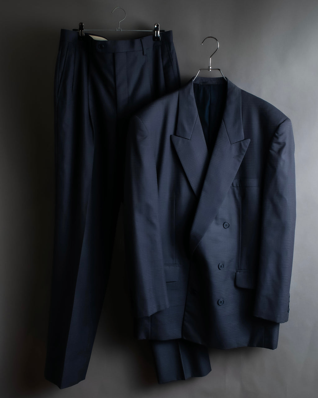 "CHRISTIAN DIOR MONSIEUR"
Shadow check pattern structured set up