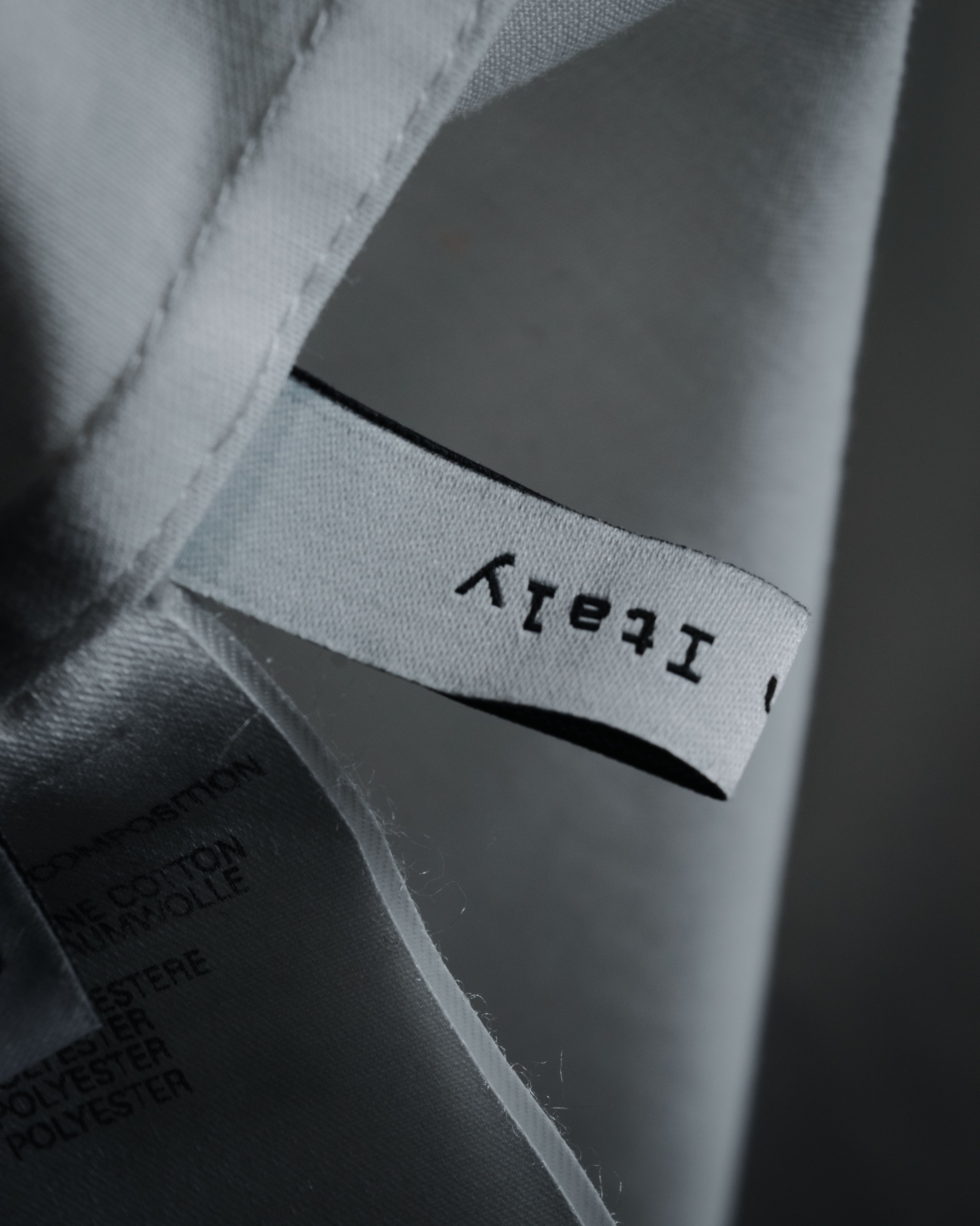 –SPECIAL– "BALENCIAGA" 2005-06’s Round collar chin tab paneled dress shirt