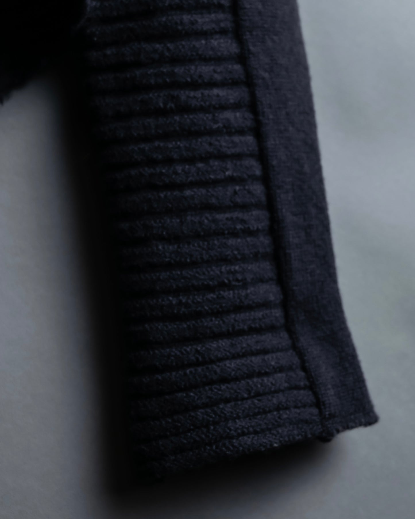 “ARMANI JEANS” long sleeve designed drivers knit
