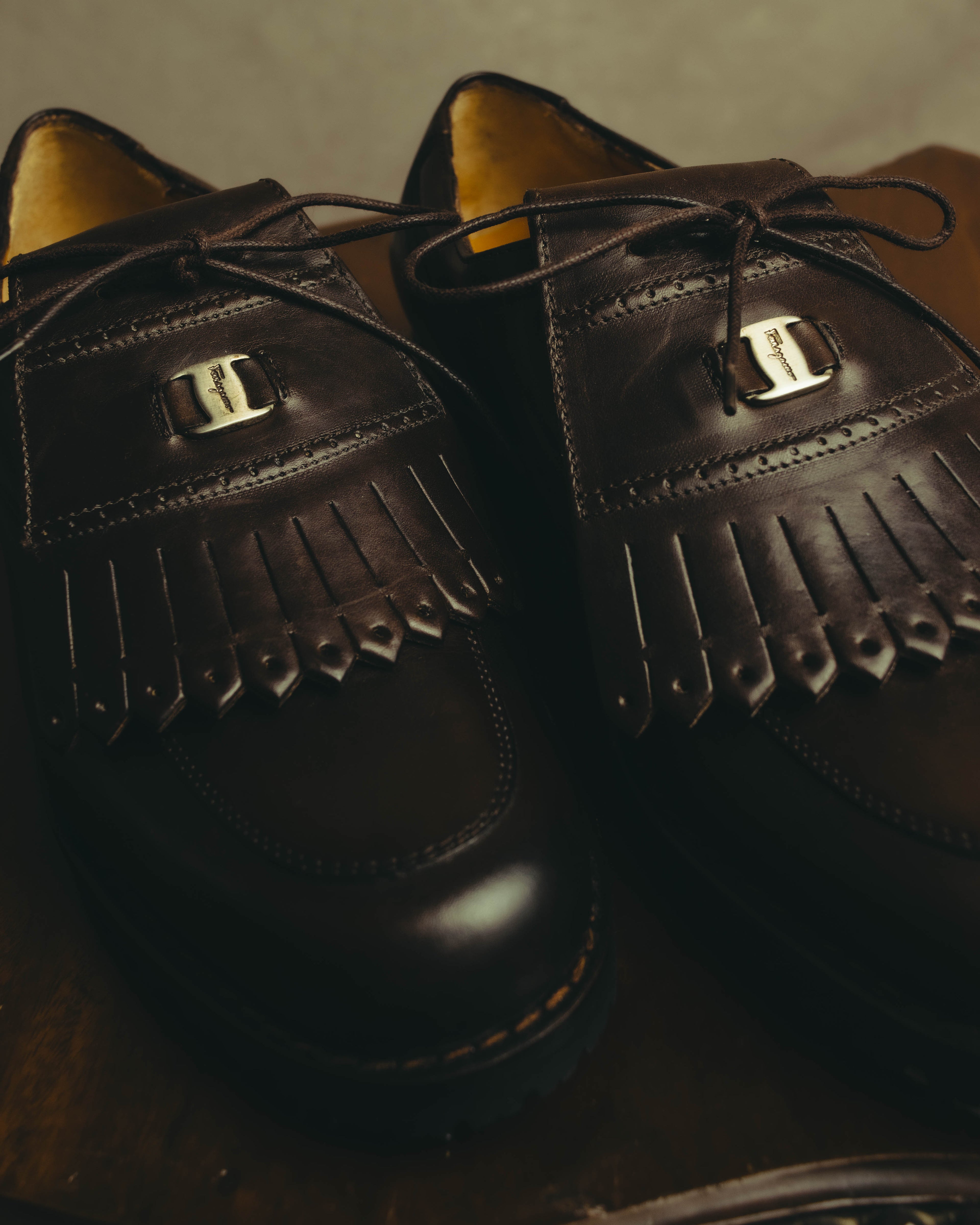 "Salvatore Ferragamo" 90's-00's Kiltie fringe leather derby shoes