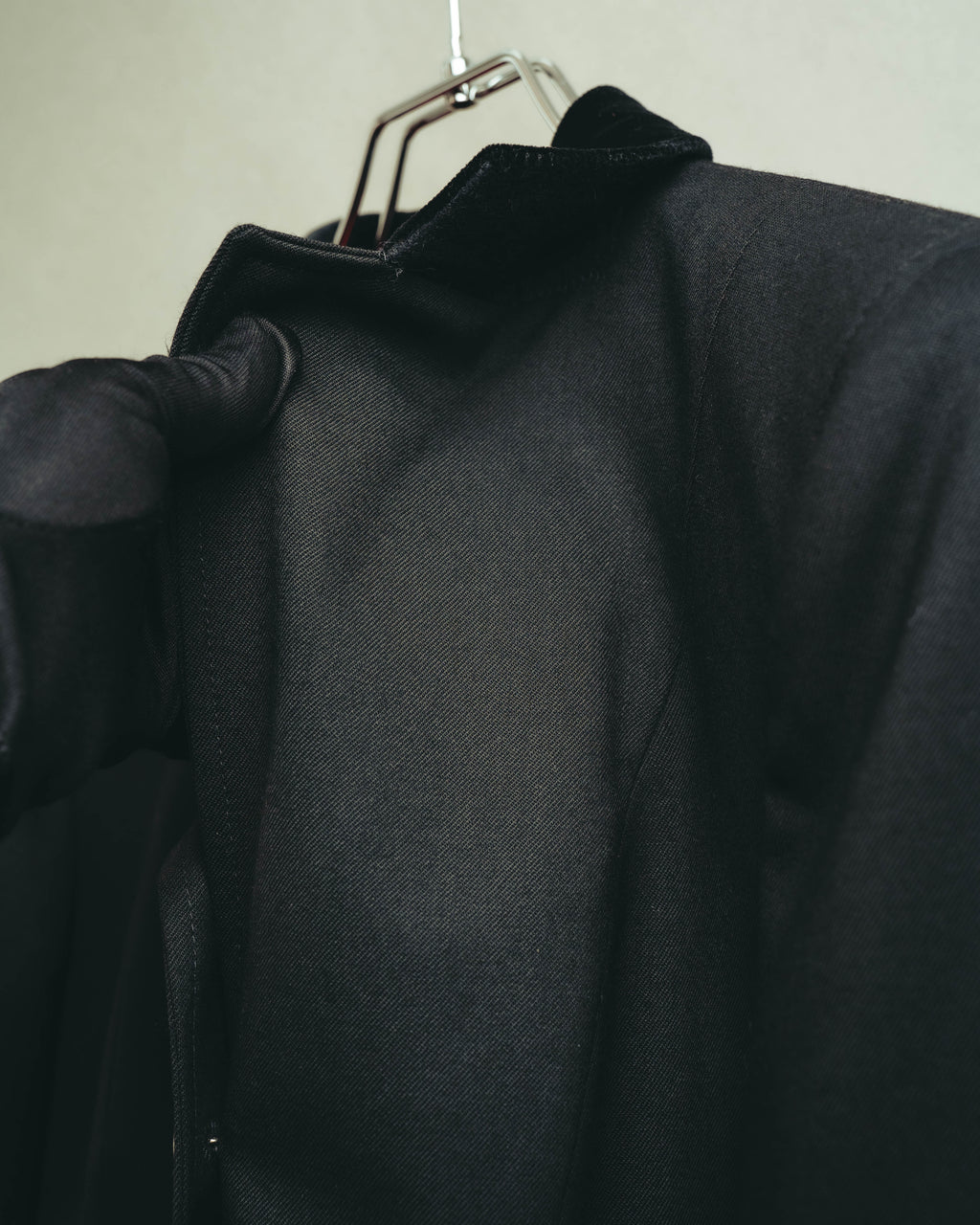 -SPECIAL- “HERMES” 00’s Technical wool equestrian jacket with red lining